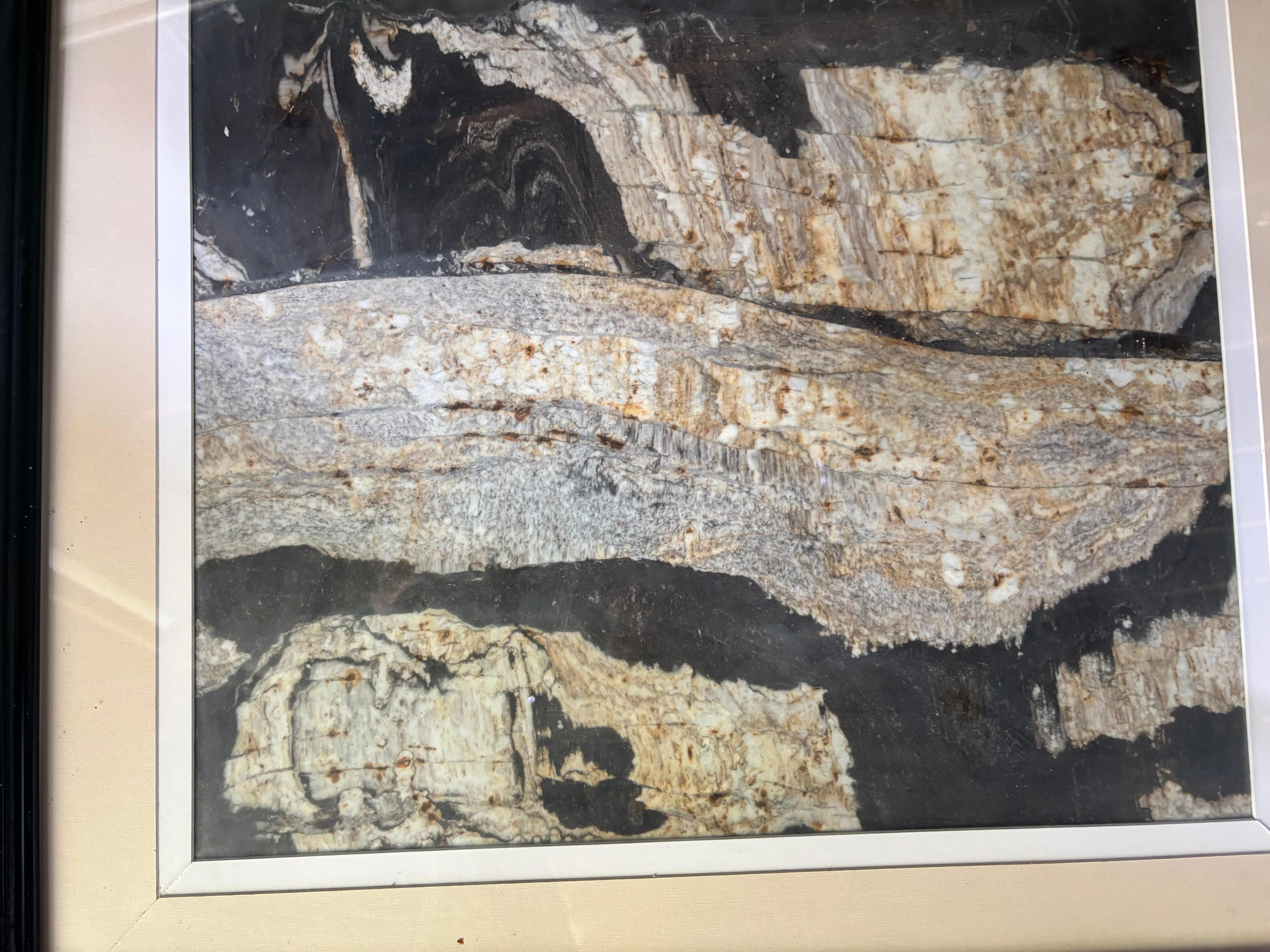 China Sehr zeitgenössische Schwarz-Weiß-Naturmarmor Stein Artefakt 