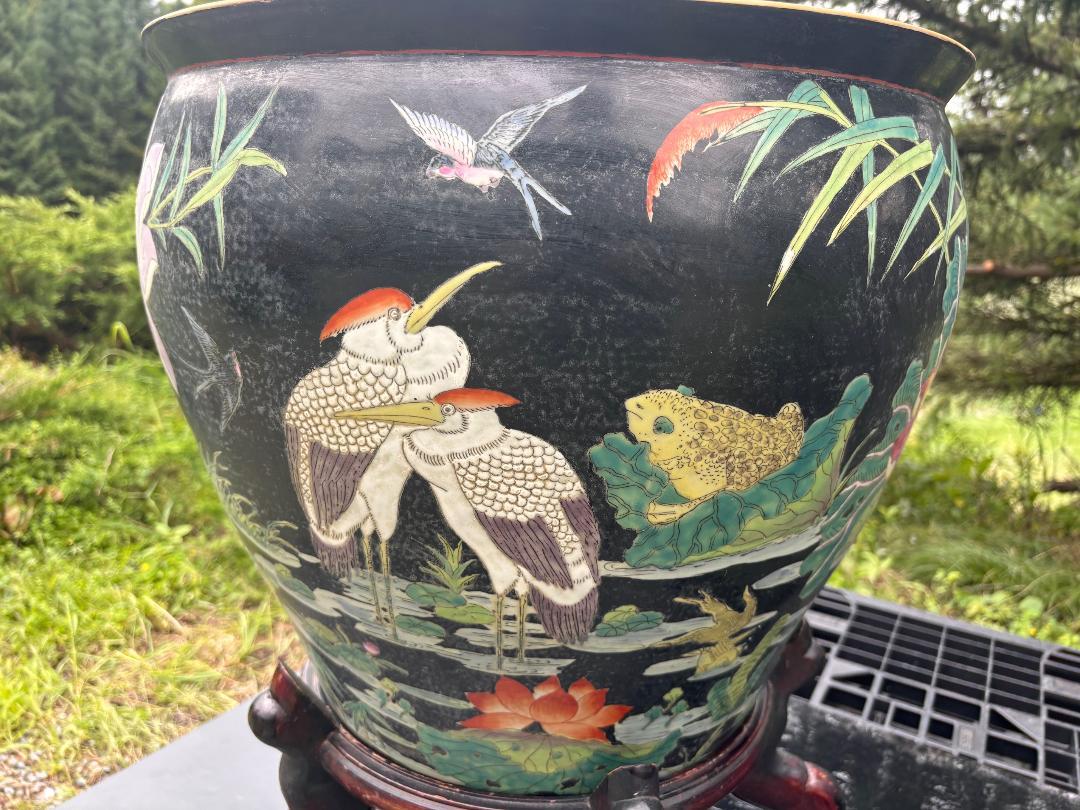 China Vintage Big Gold Fish & Birds Planter Bowl with Stand, Vibrant Colors For Sale 7
