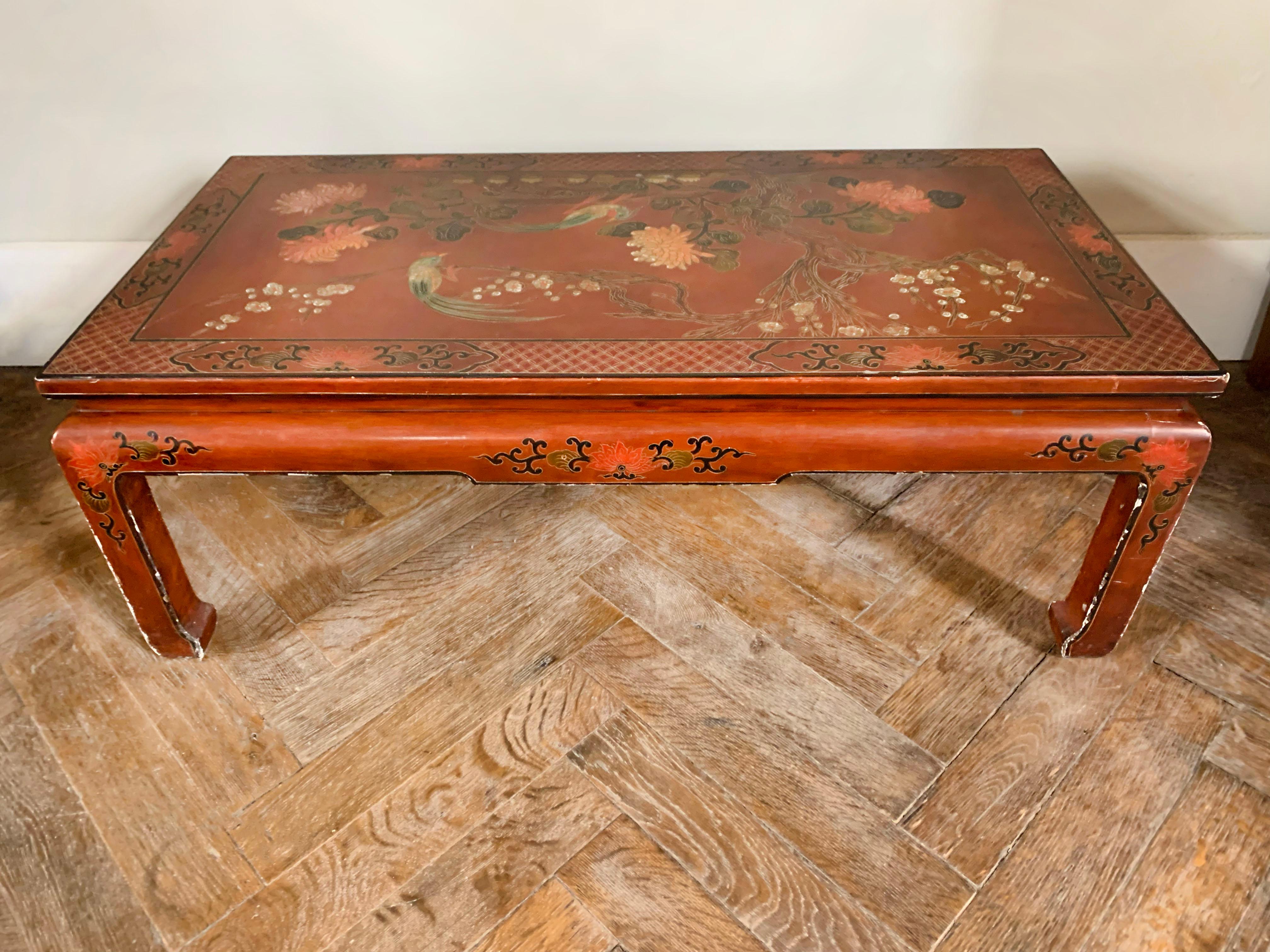 Chineese Red Lacquer Table In Good Condition For Sale In Beuzevillette, FR