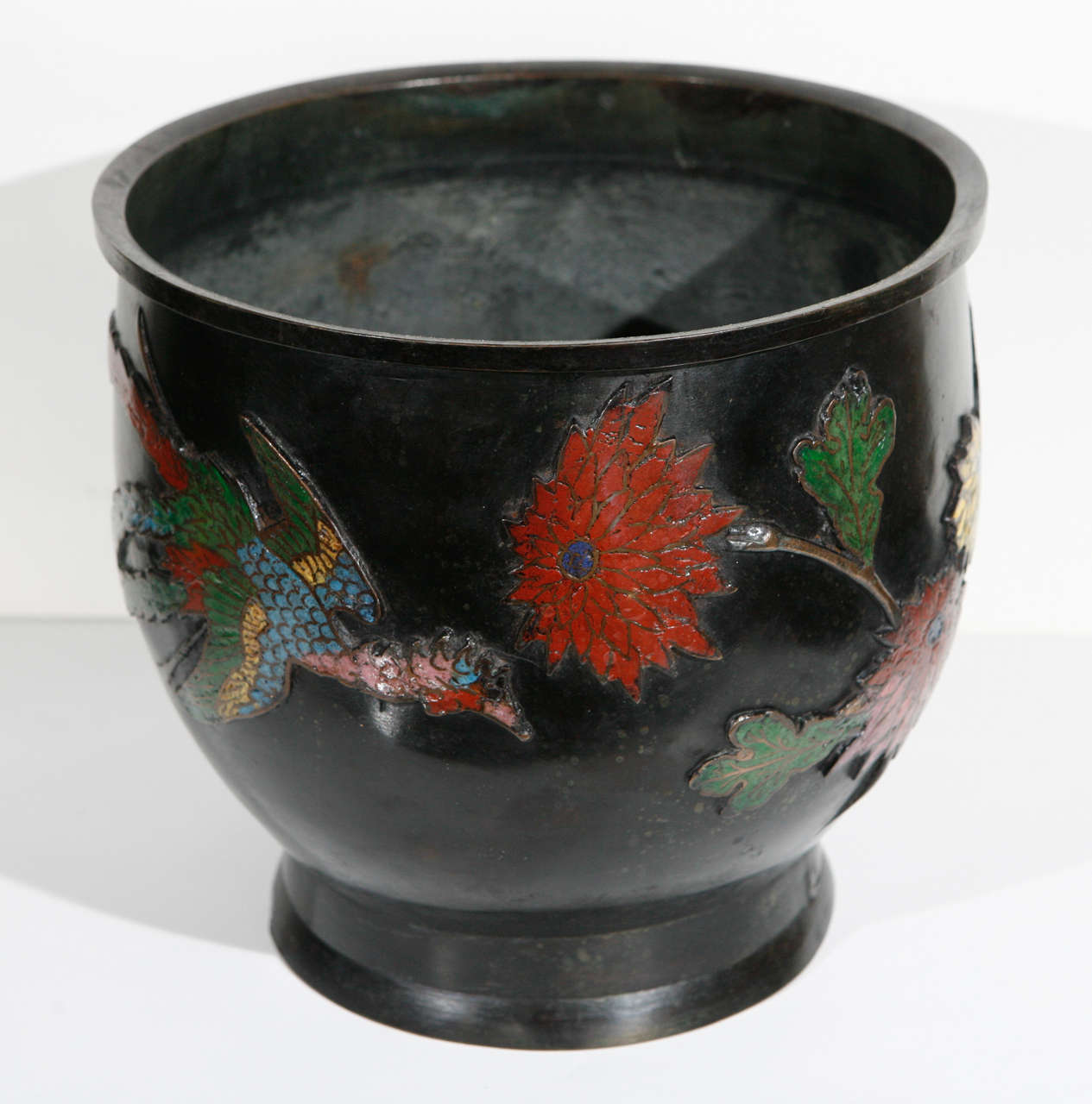 Chineile Champleve Bronze Hibachi, Decorated with inlay Dragons and Flowers  In Good Condition For Sale In Los Angeles, CA