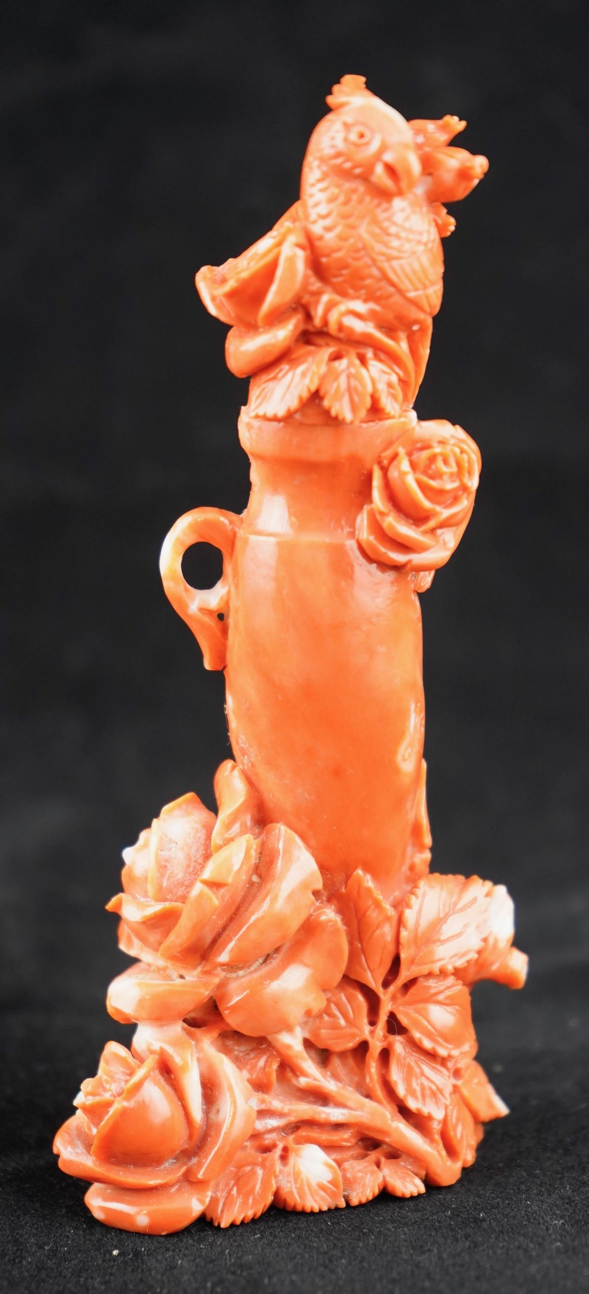 20th Century Chines Carved Coral Finely Carved Perfume Bottle For Sale