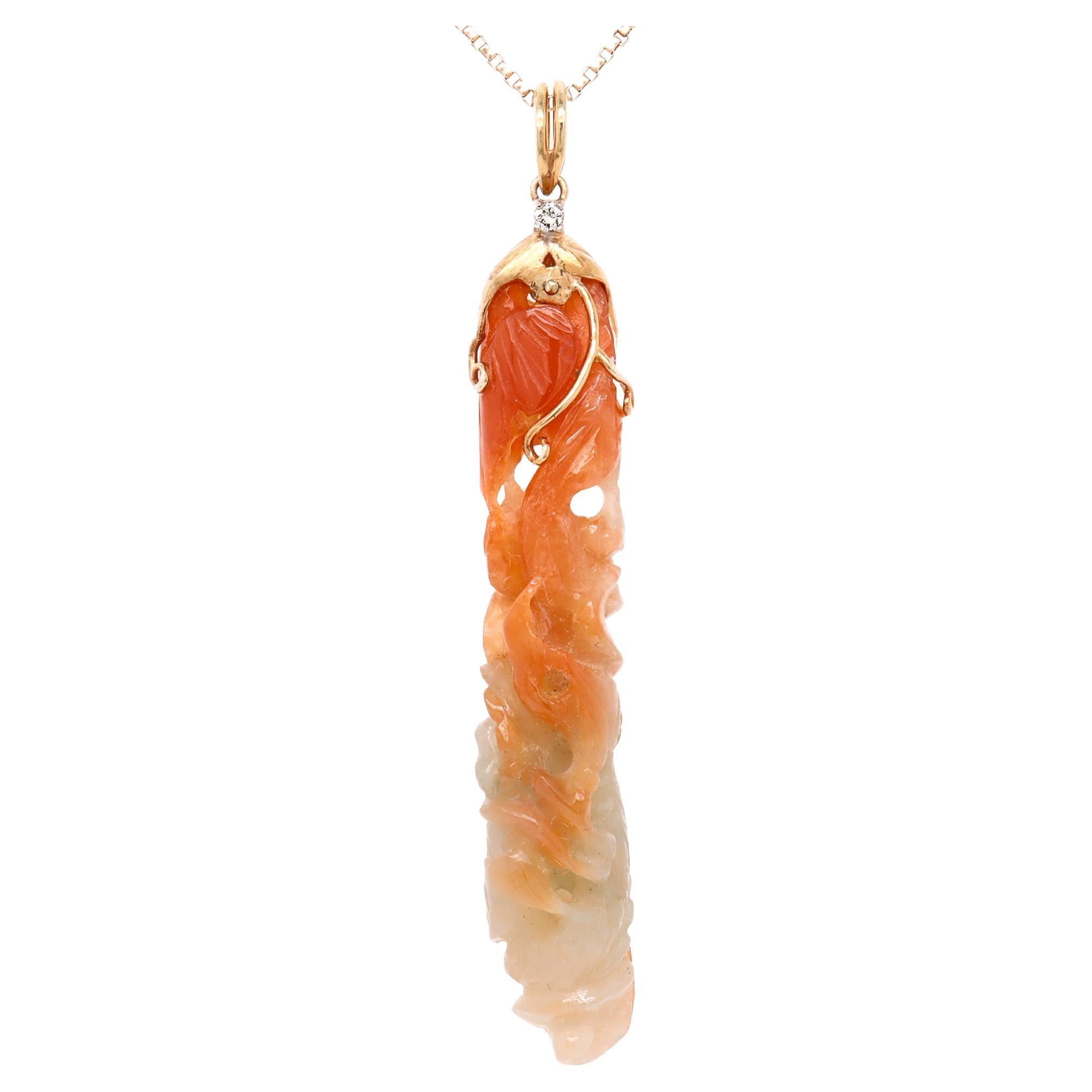 Pendentif chinois en or 14k, diamant et jade sculpté bicolore pour un collier