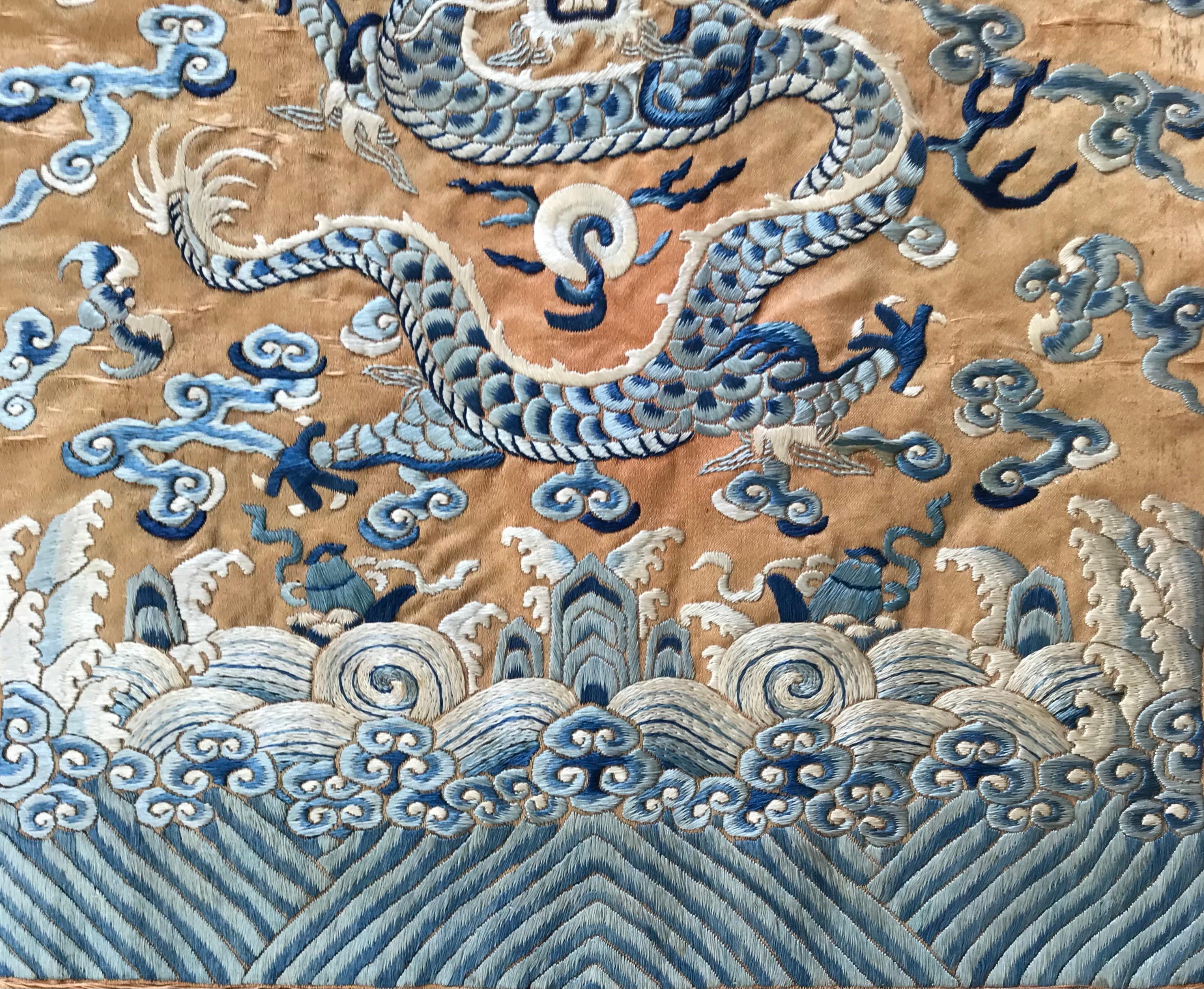Insignia imperial china del siglo XVII del dragón Mang de cuatro garras Seda
