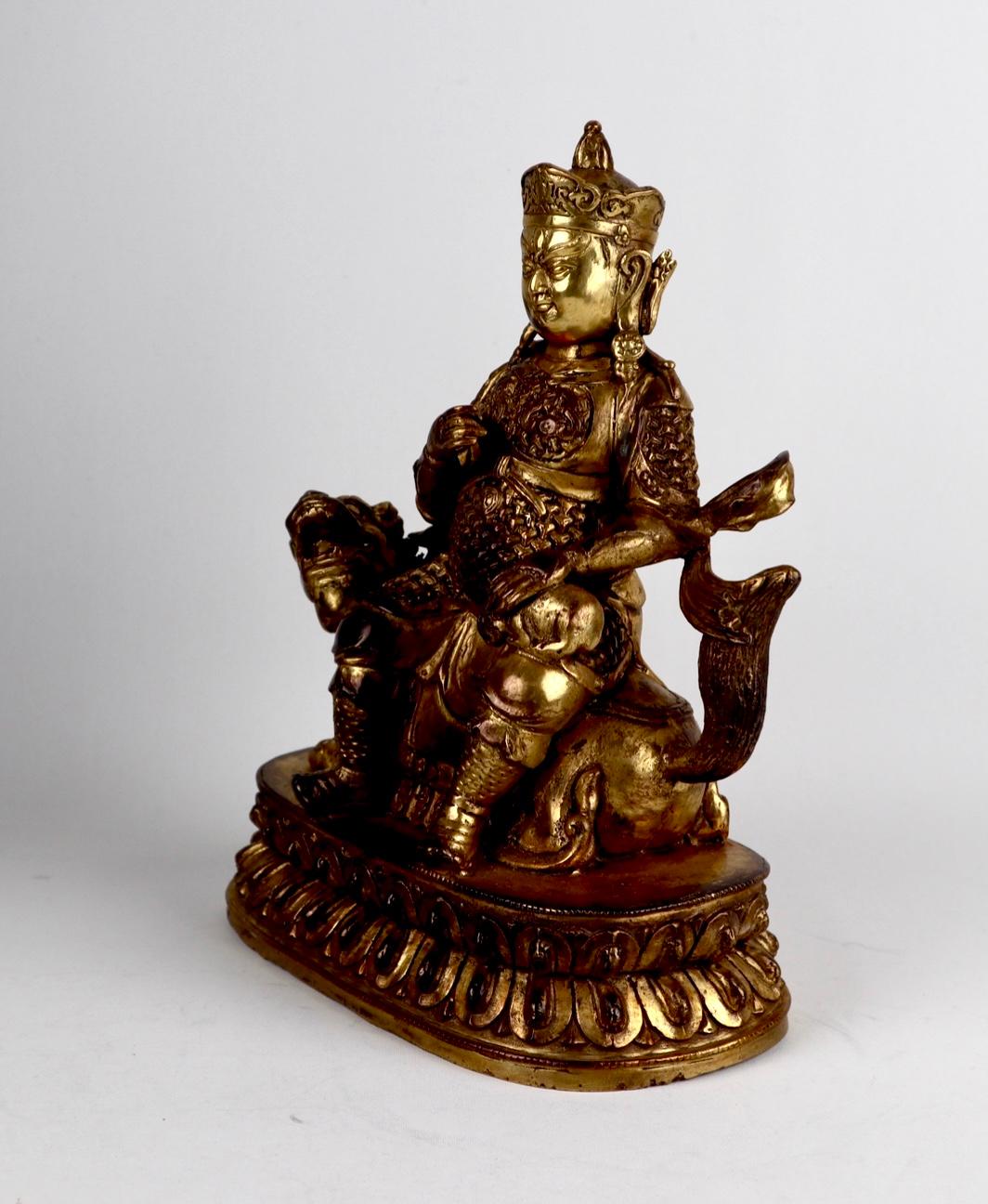 Chinese 18th/19th C Gilt Lacquer Bronze Figure of Vaisravana Deity In Good Condition In London, GB