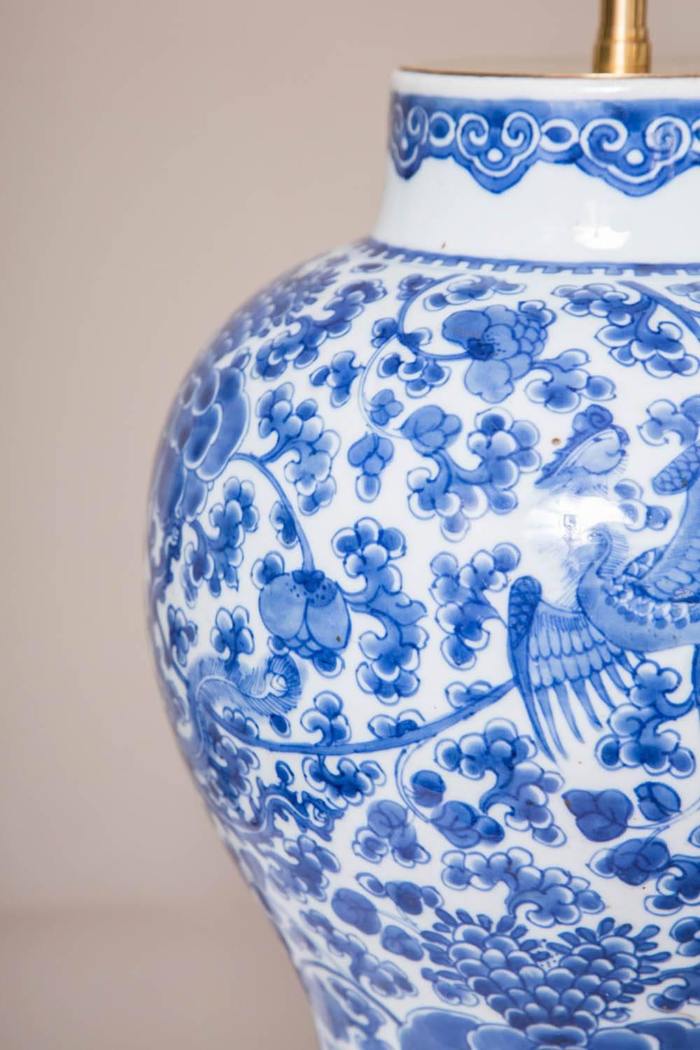 Chinese 18th Century Blue and White Phoenix Vase as a Lamp For Sale 1