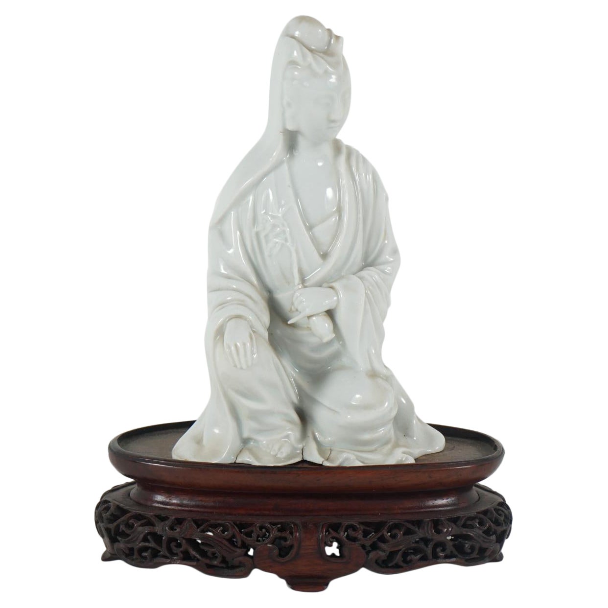 Chinese 18th Century Dauhan Blance de Chine Figure of Quanyin