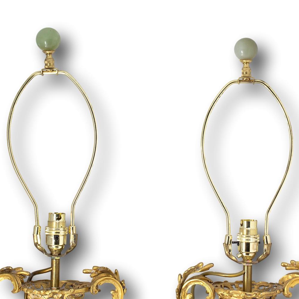 Lámparas Chinas Montadas de Ormolu del Siglo XVIII Qianlong siglo XVIII en venta