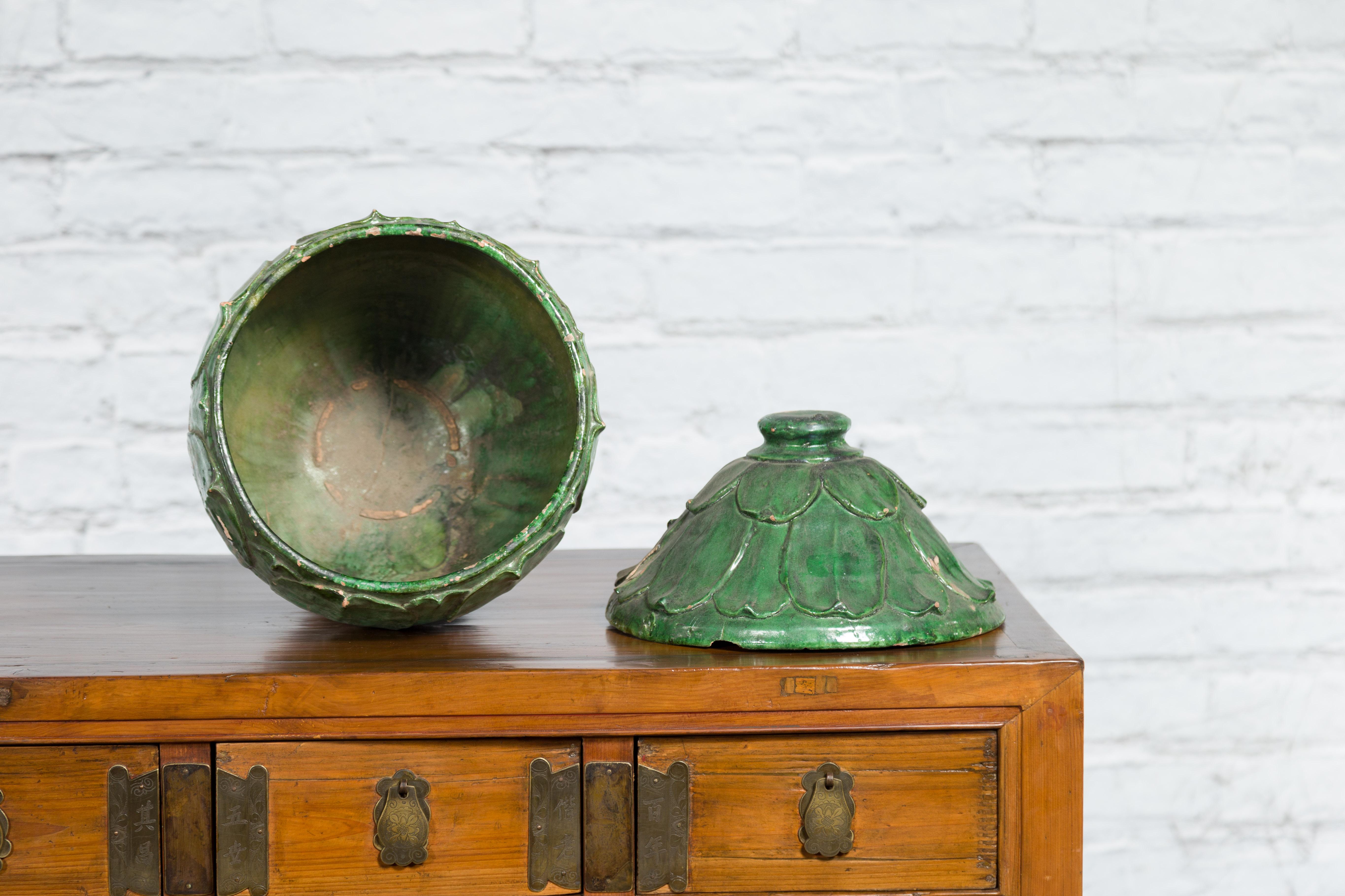 14th Century Yuan Dynasty leaf-green glazed lotus burial jar 4