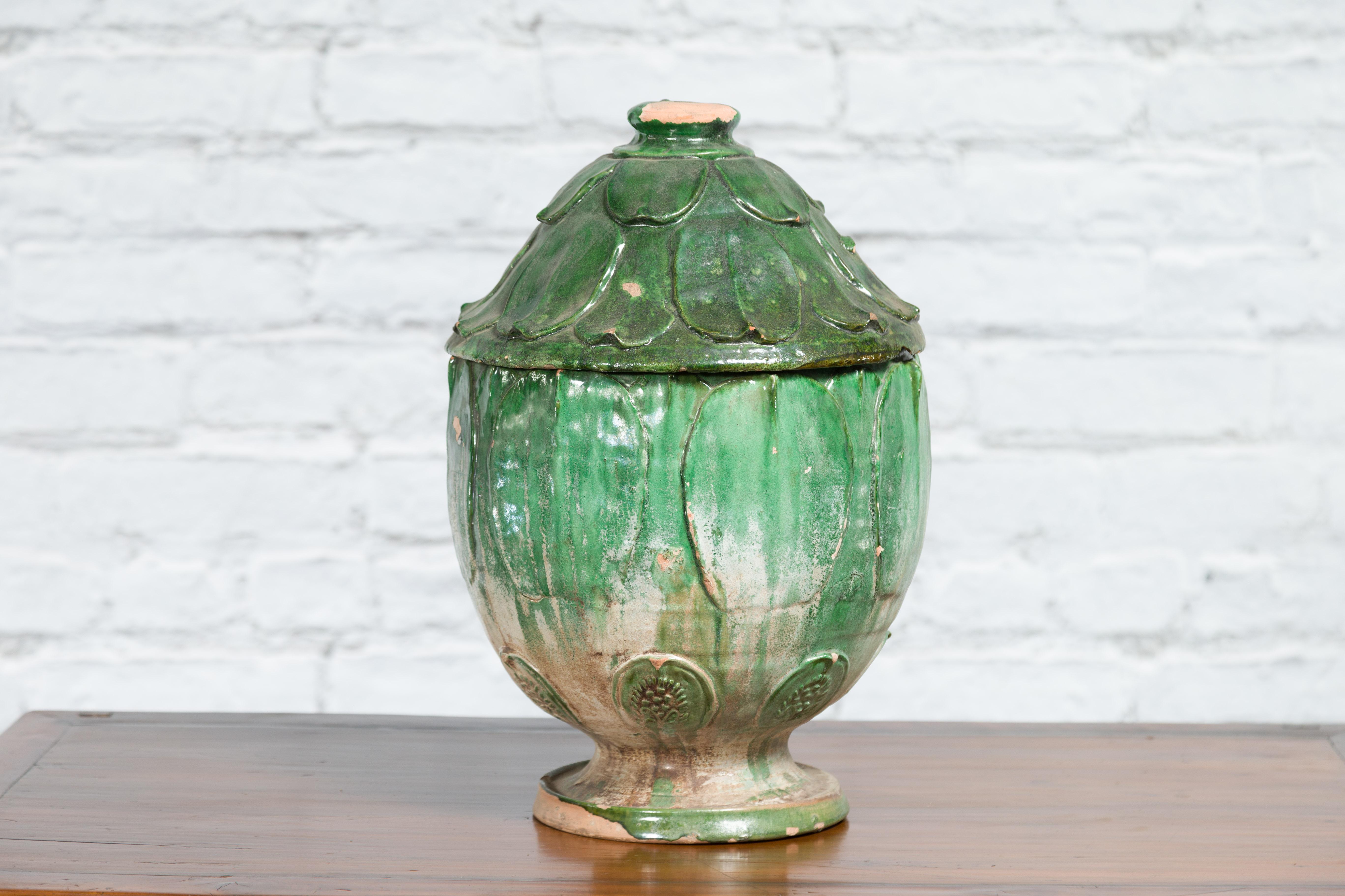14th Century Yuan Dynasty leaf-green glazed lotus burial jar For Sale 11