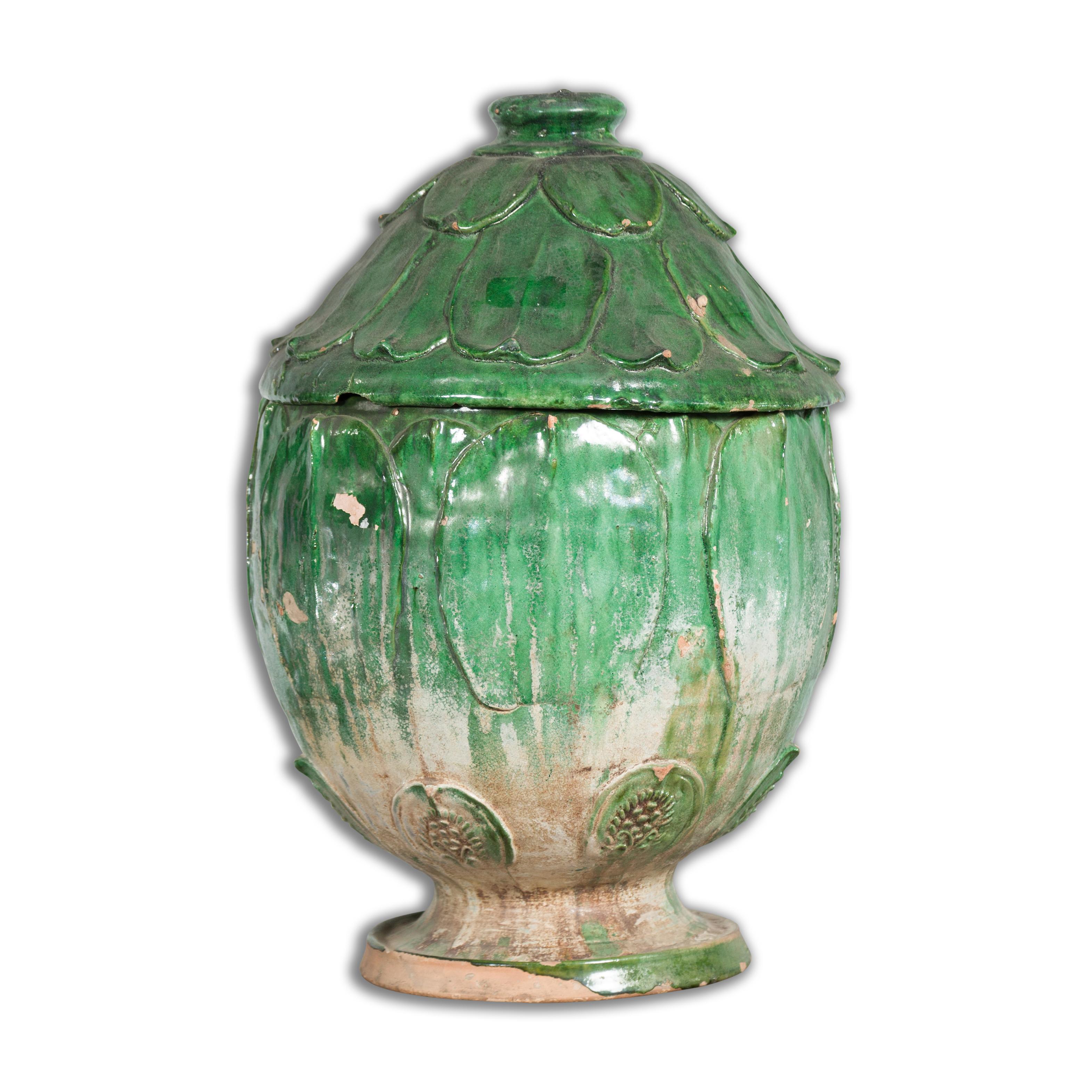 14th Century Yuan Dynasty leaf-green glazed lotus burial jar For Sale 10