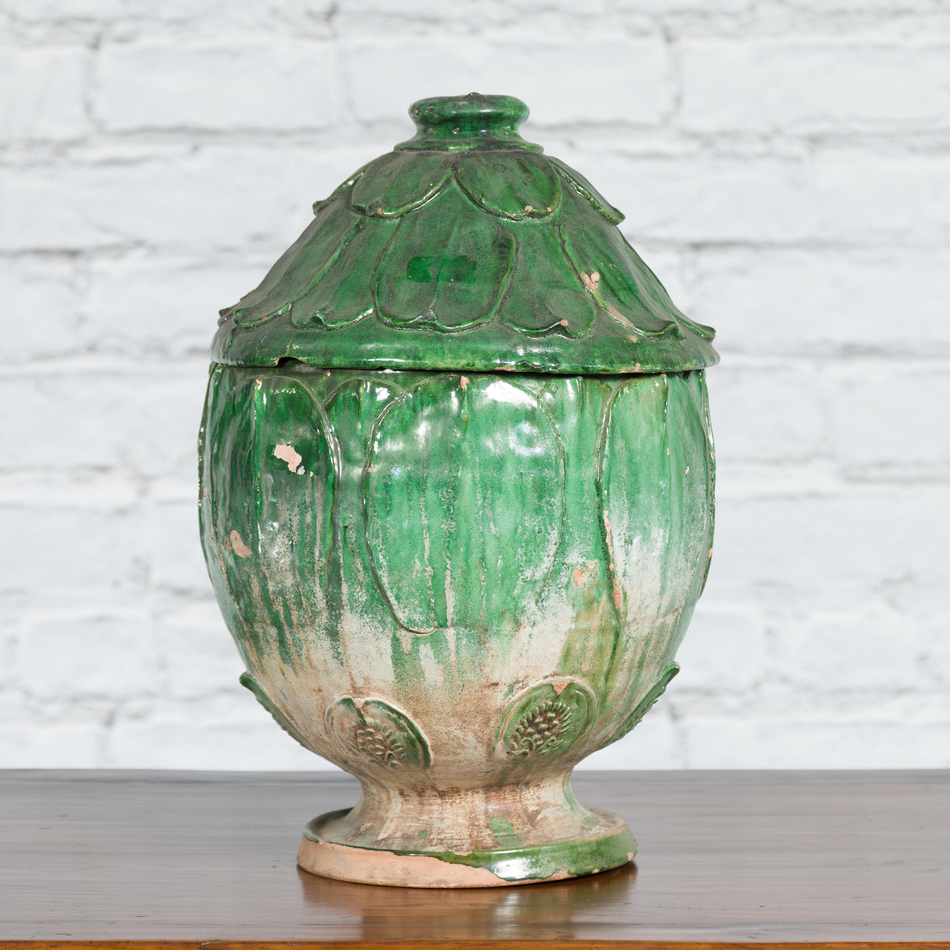 Qing 14th Century Yuan Dynasty leaf-green glazed lotus burial jar For Sale