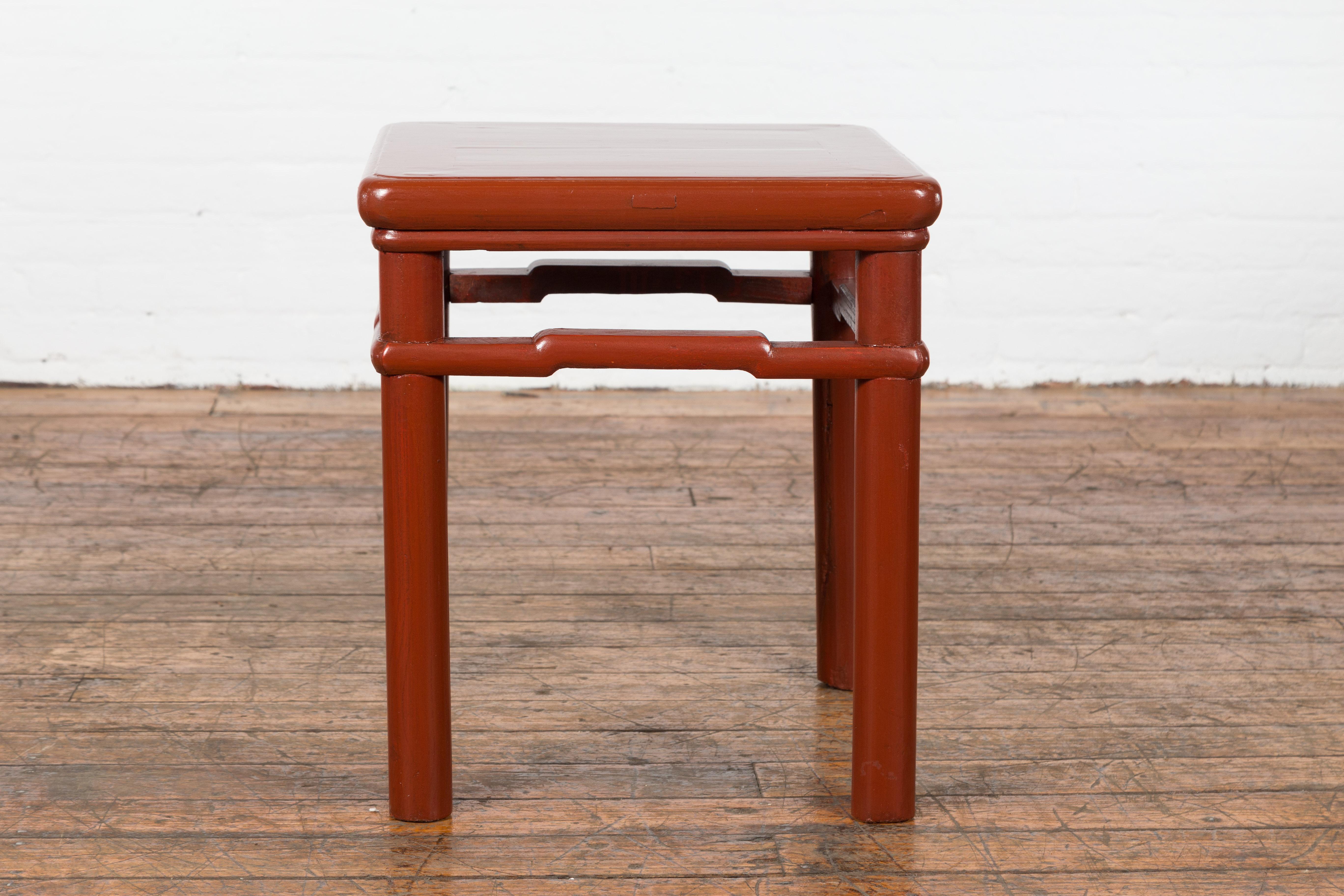 Chinese 1900s Qing Dynasty Red Lacquer Stool or Table with Humpback Stretchers For Sale 9