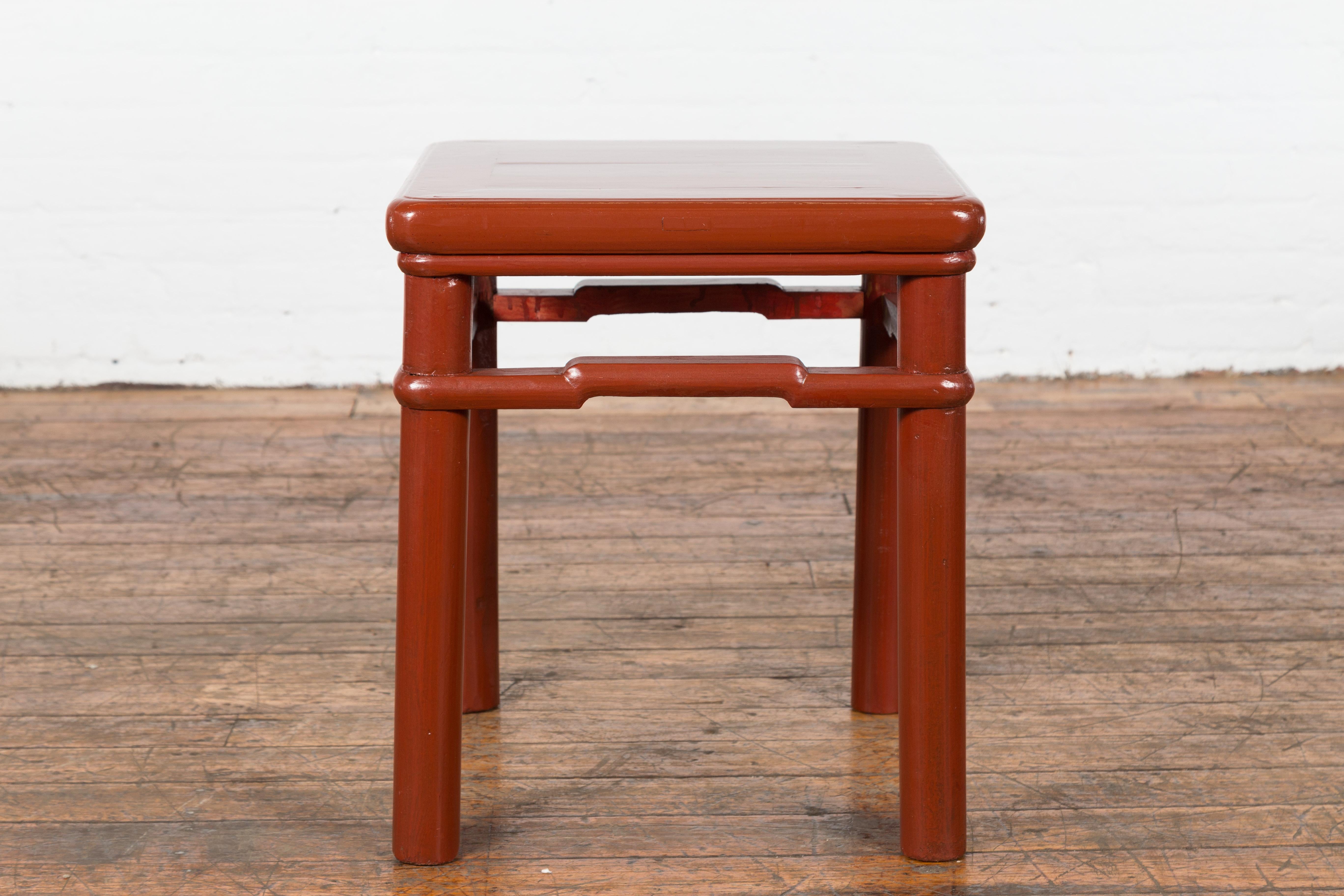 Chinese 1900s Qing Dynasty Red Lacquer Stool or Table with Humpback Stretchers For Sale 11
