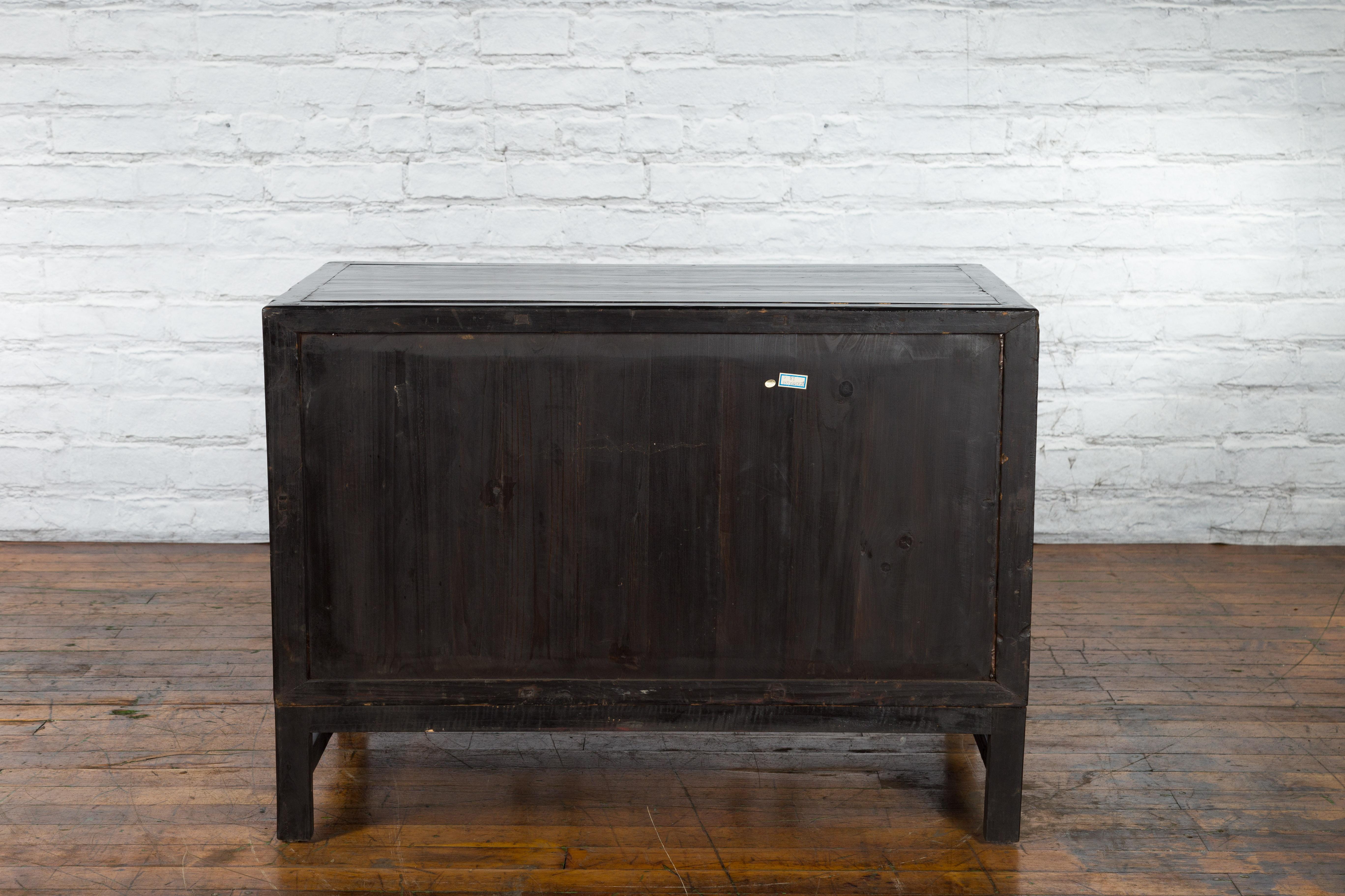 Chinese 1930s Art Deco Black Lacquer Two-Toned Side Cabinet with Bamboo Design For Sale 8