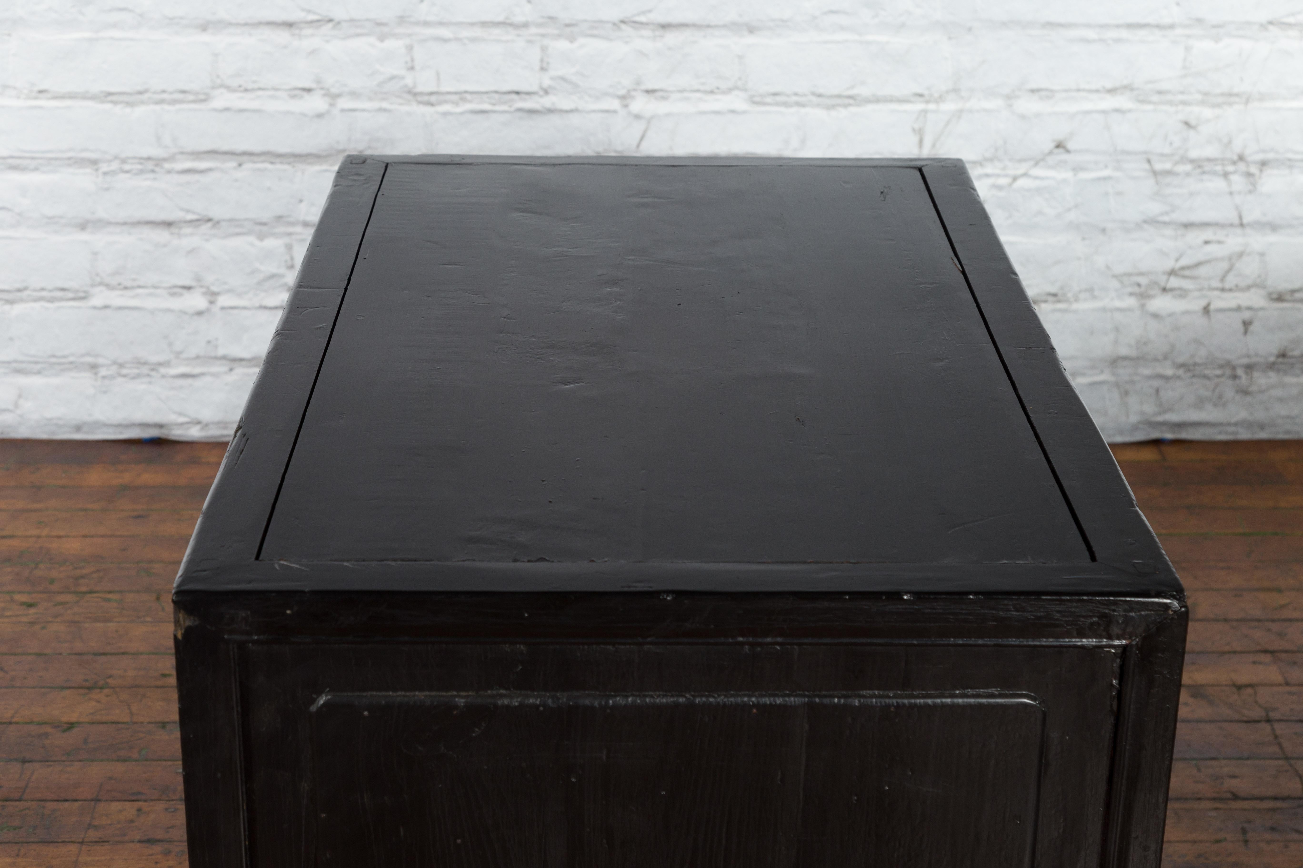 Lacquered Chinese 1930s Art Deco Black Lacquer Two-Toned Side Cabinet with Bamboo Design For Sale