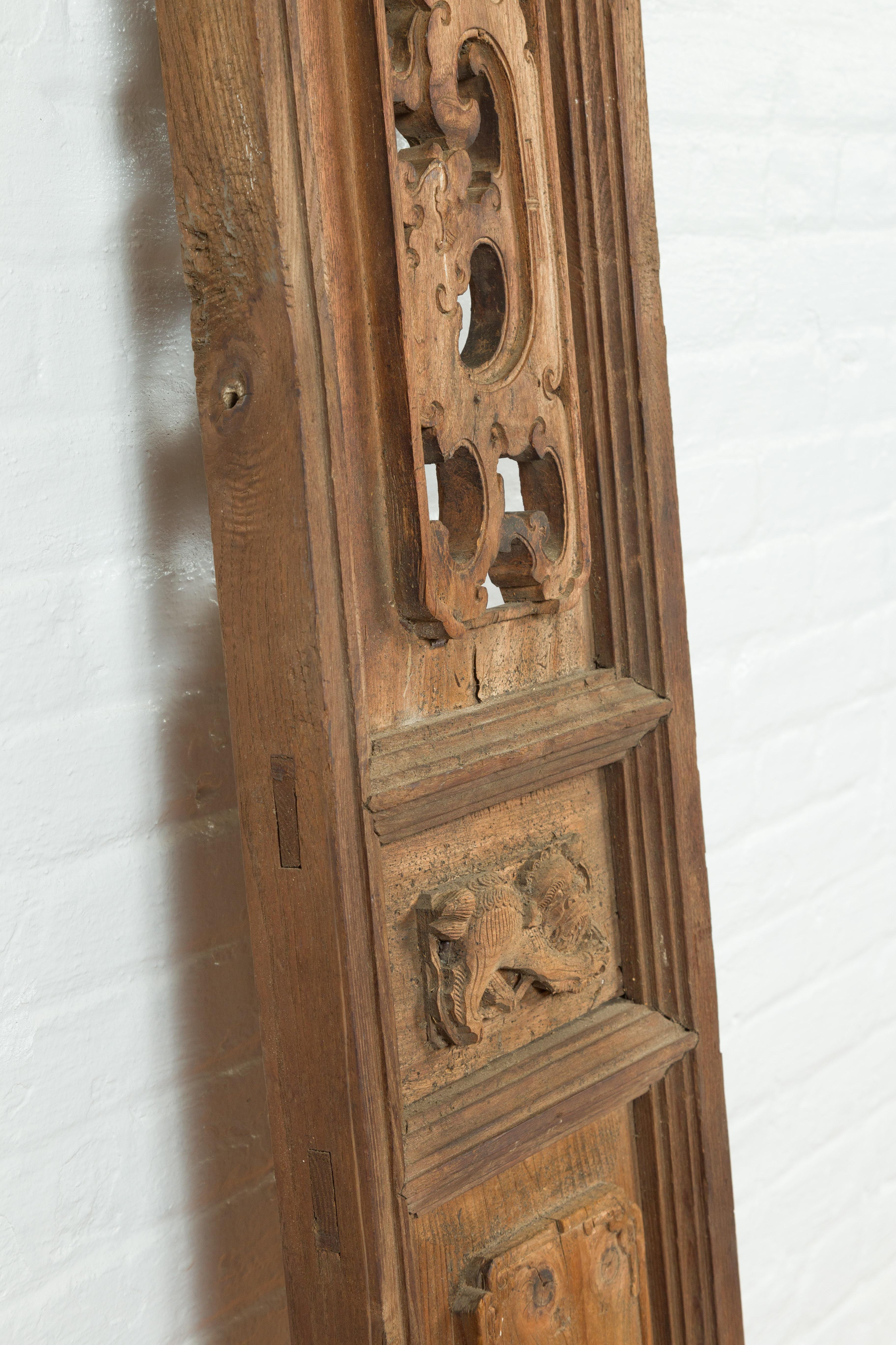 Chinese 19th Century Carved Wooden Architectural Panel with Clouds and Lion For Sale 7