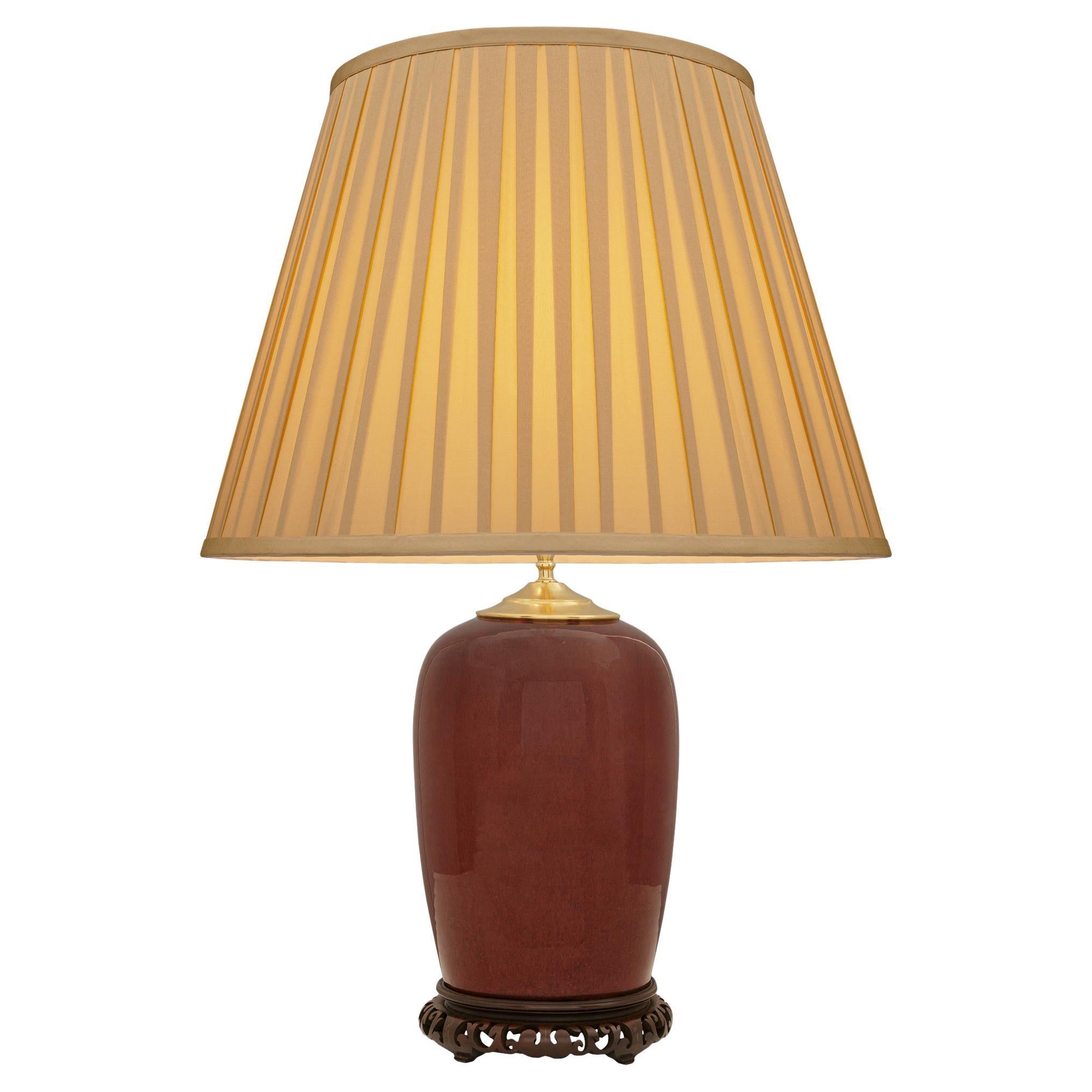 Chinese 19th century Chinoiserie st. glazed Porcelain and Walnut lamp