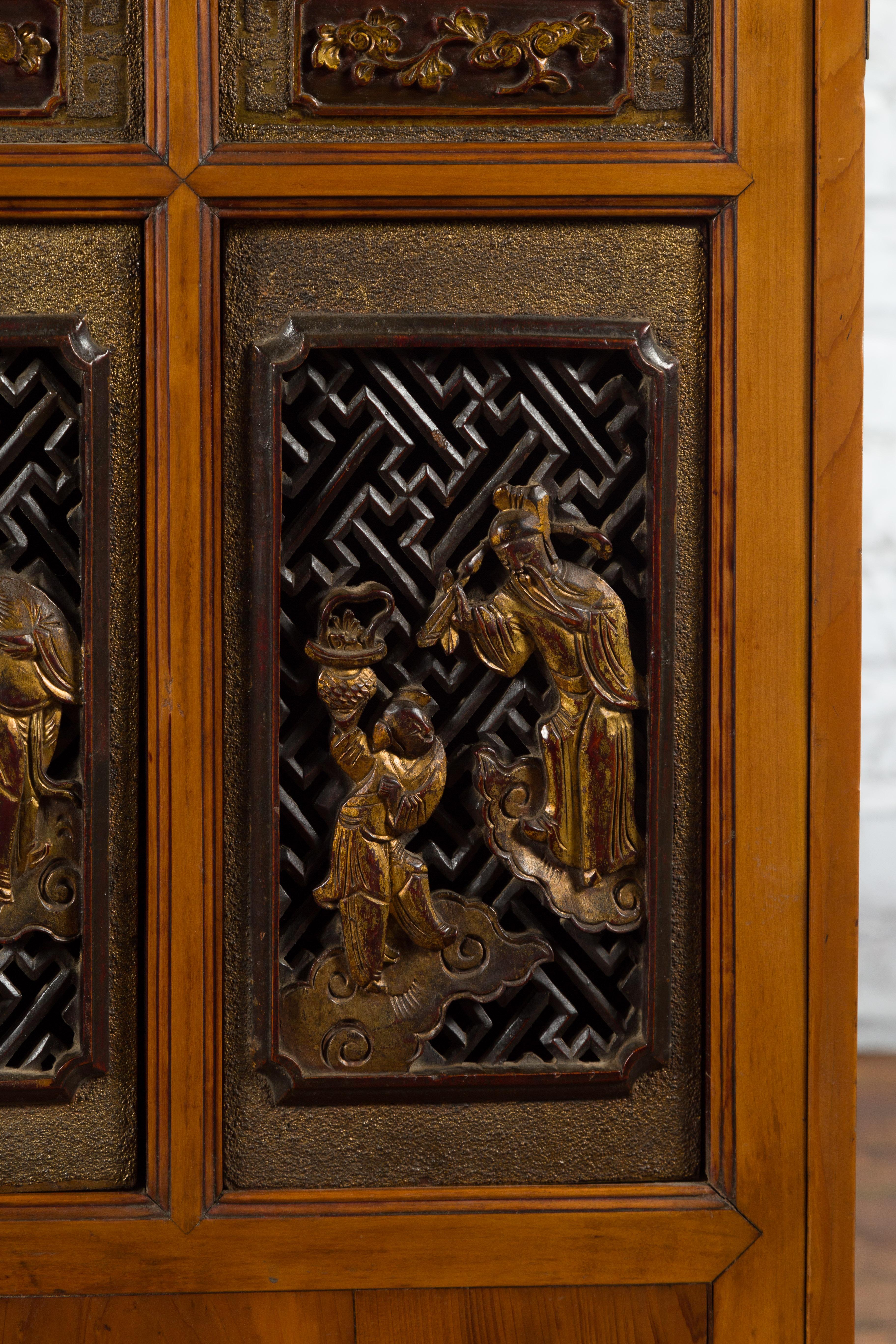 Chinese 19th Century Dowry Chest with Fretwork and Carved Gilt Characters For Sale 4