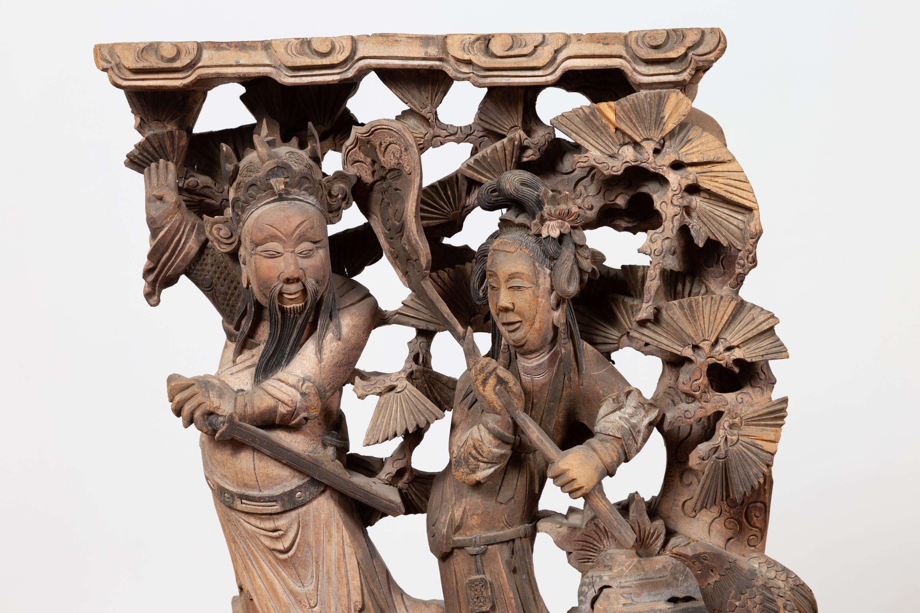 Qing Campanile in legno intagliato a mano dello Shanxi del 1840 con divinità montate sulla base in vendita
