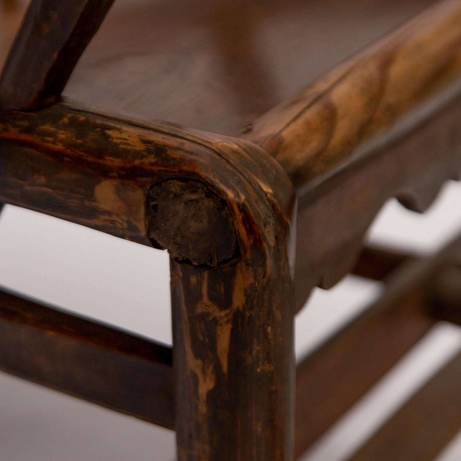 adjustable wooden chair