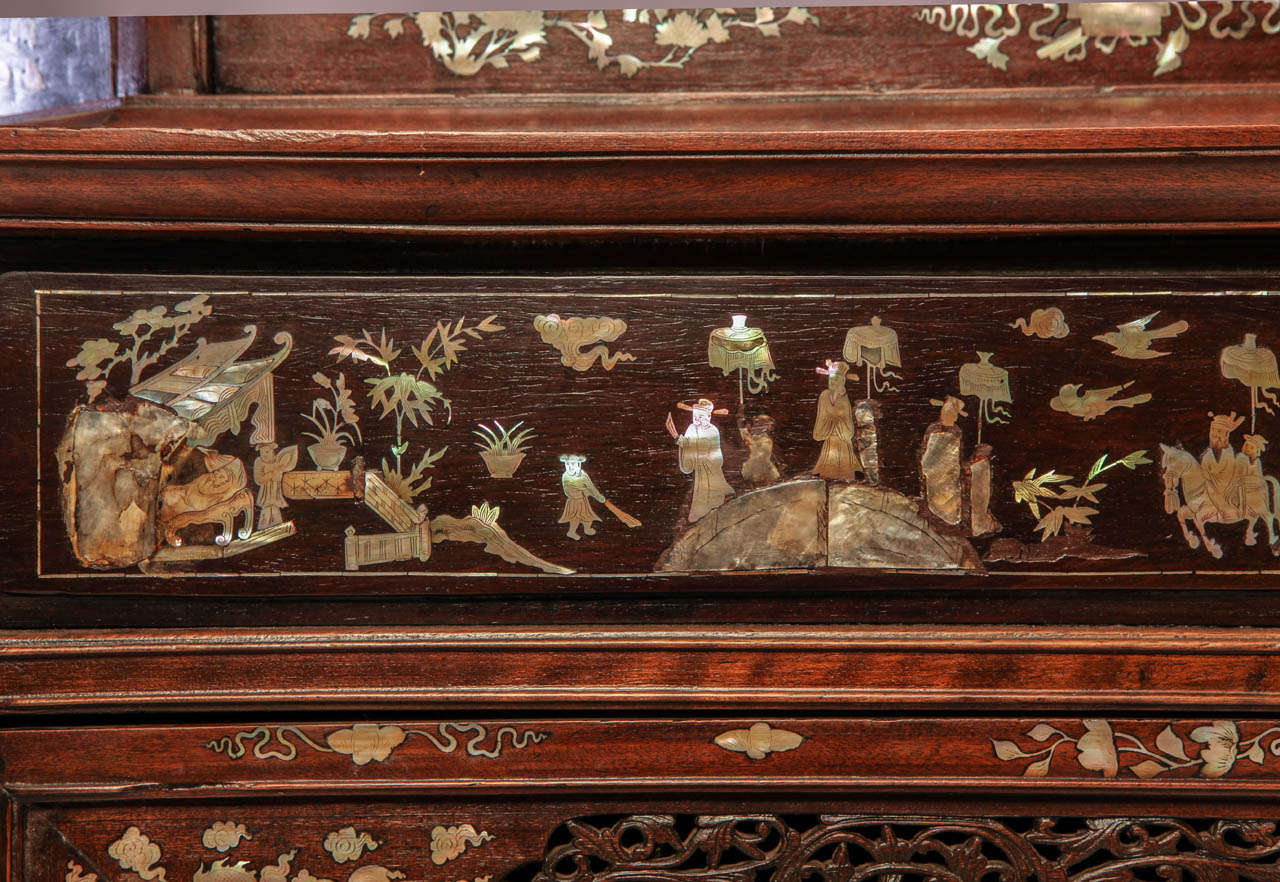 Chinese 19th Century Mother of Pearl Inlay Hardwood Carved Cabinet 7