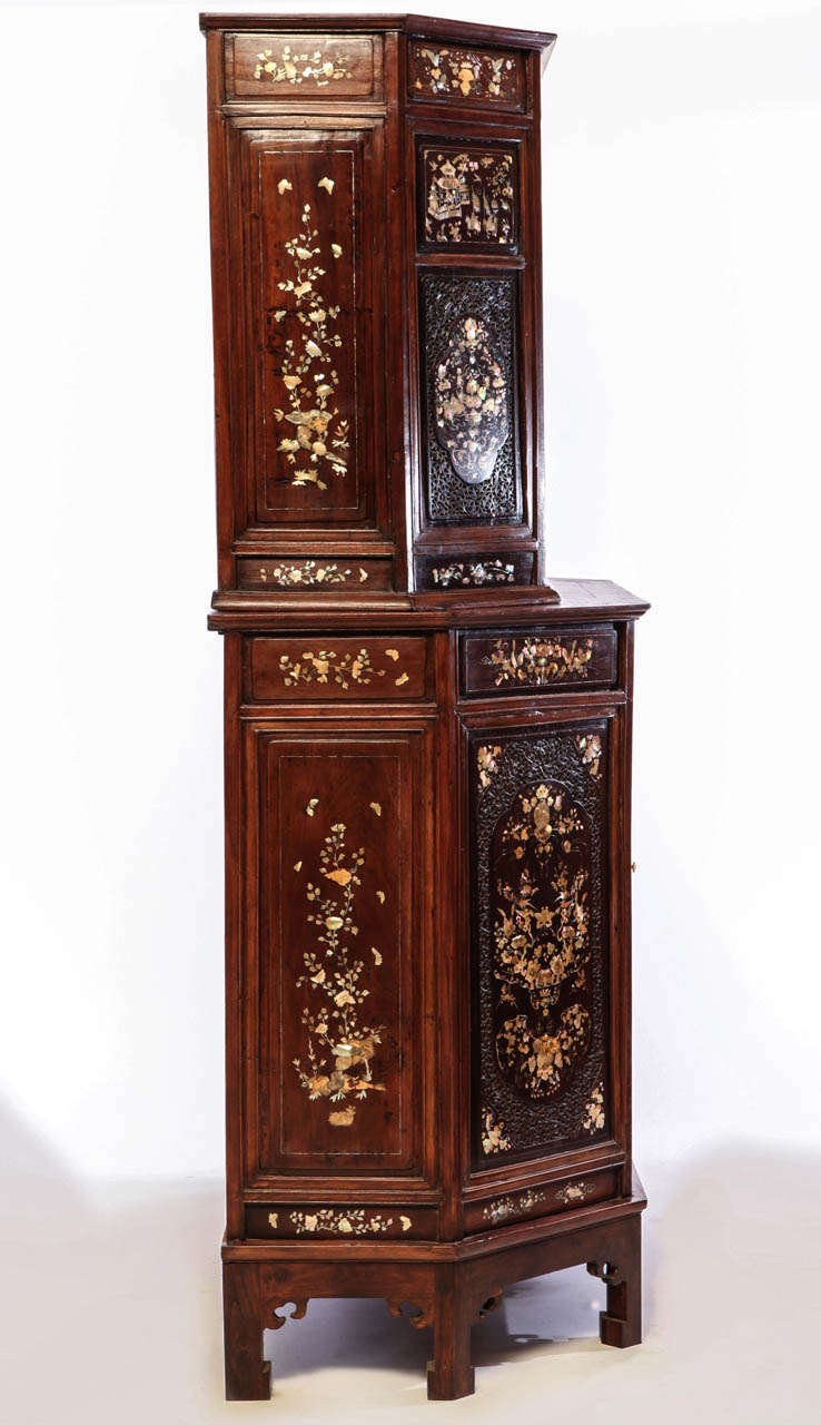 Chinese 19th Century Mother of Pearl Inlay Hardwood Carved Cabinet 6