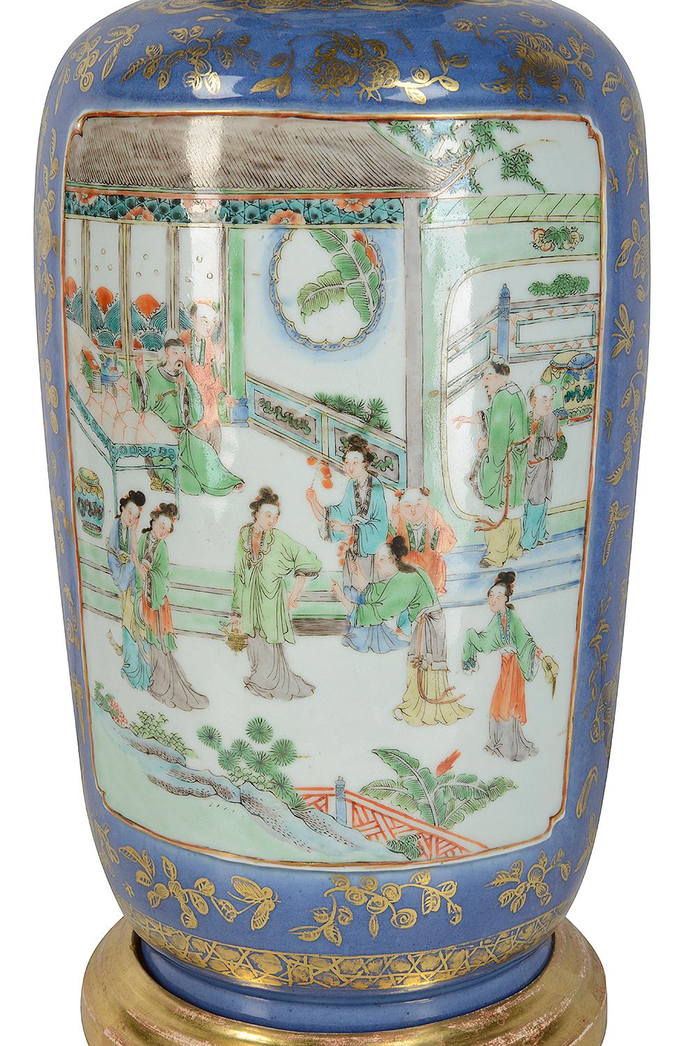 Exportation chinoise Vase/Lampe chinoise du 19ème siècle en bleu poudre