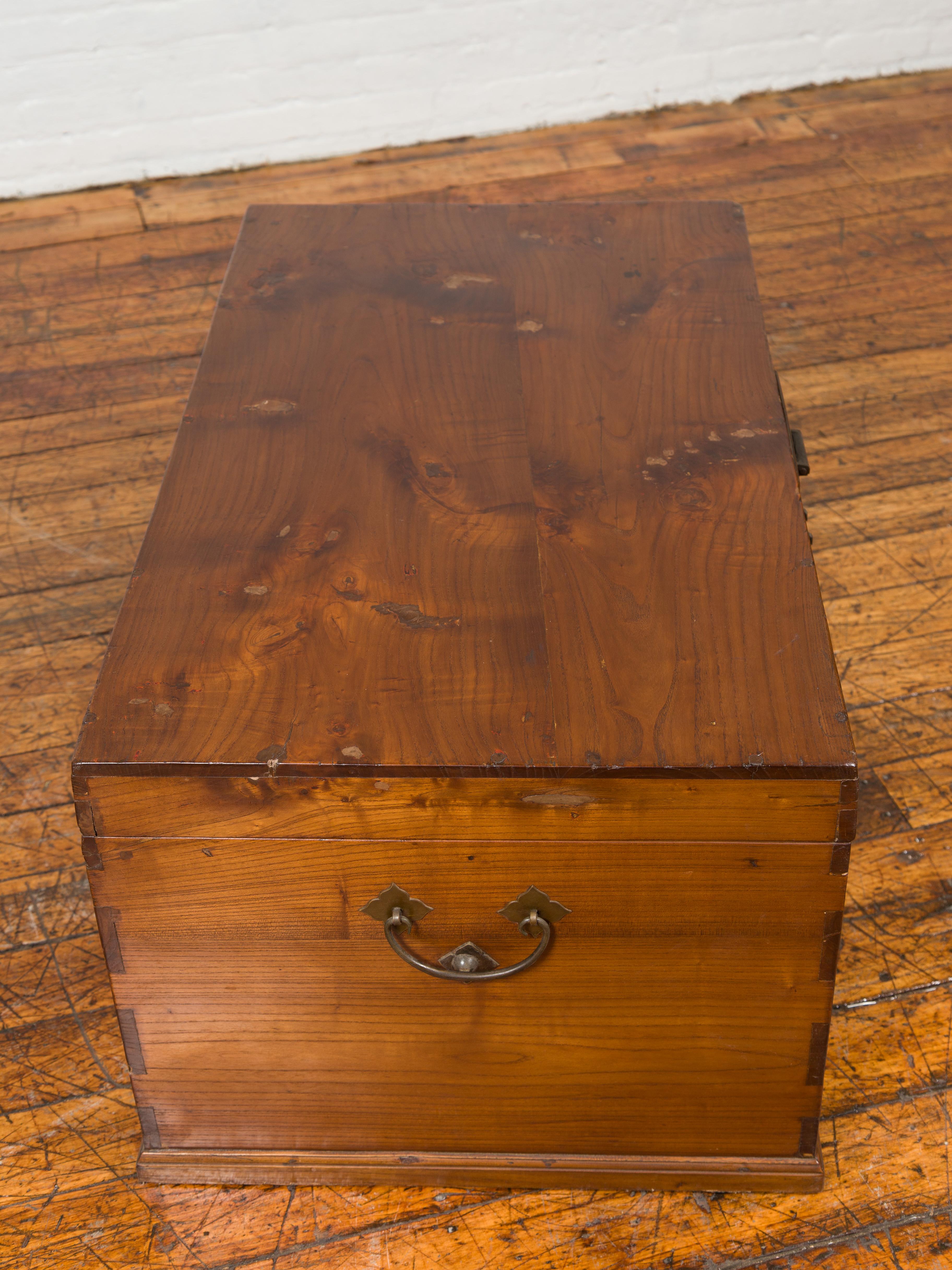 Chinese 19th Century Qing Blanket chest with Three Drawers and Brass Hardware 7