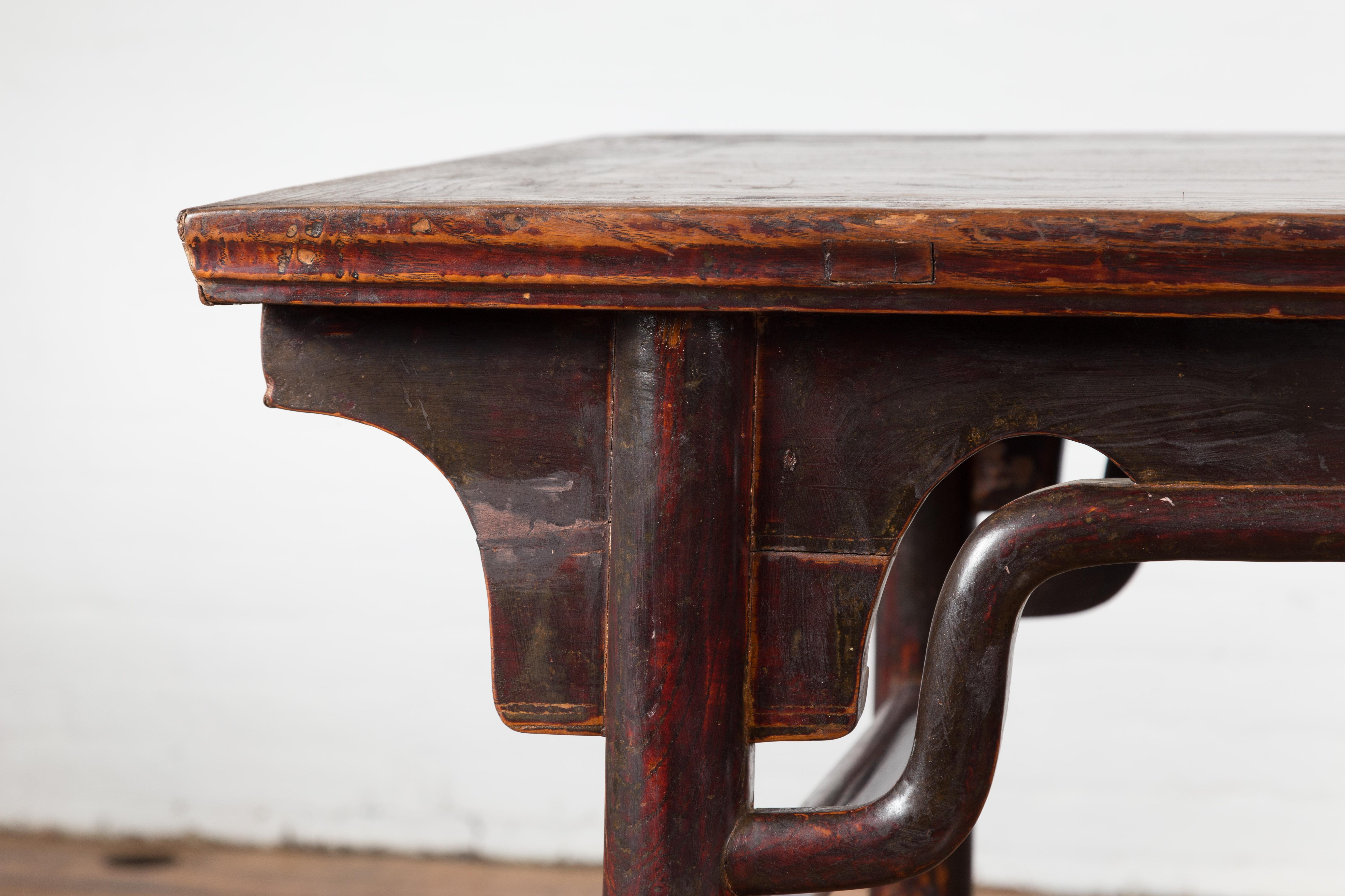 Chinese 19th Century Qing Dynasty Altar Console Table with Distressed Lacquer For Sale 5