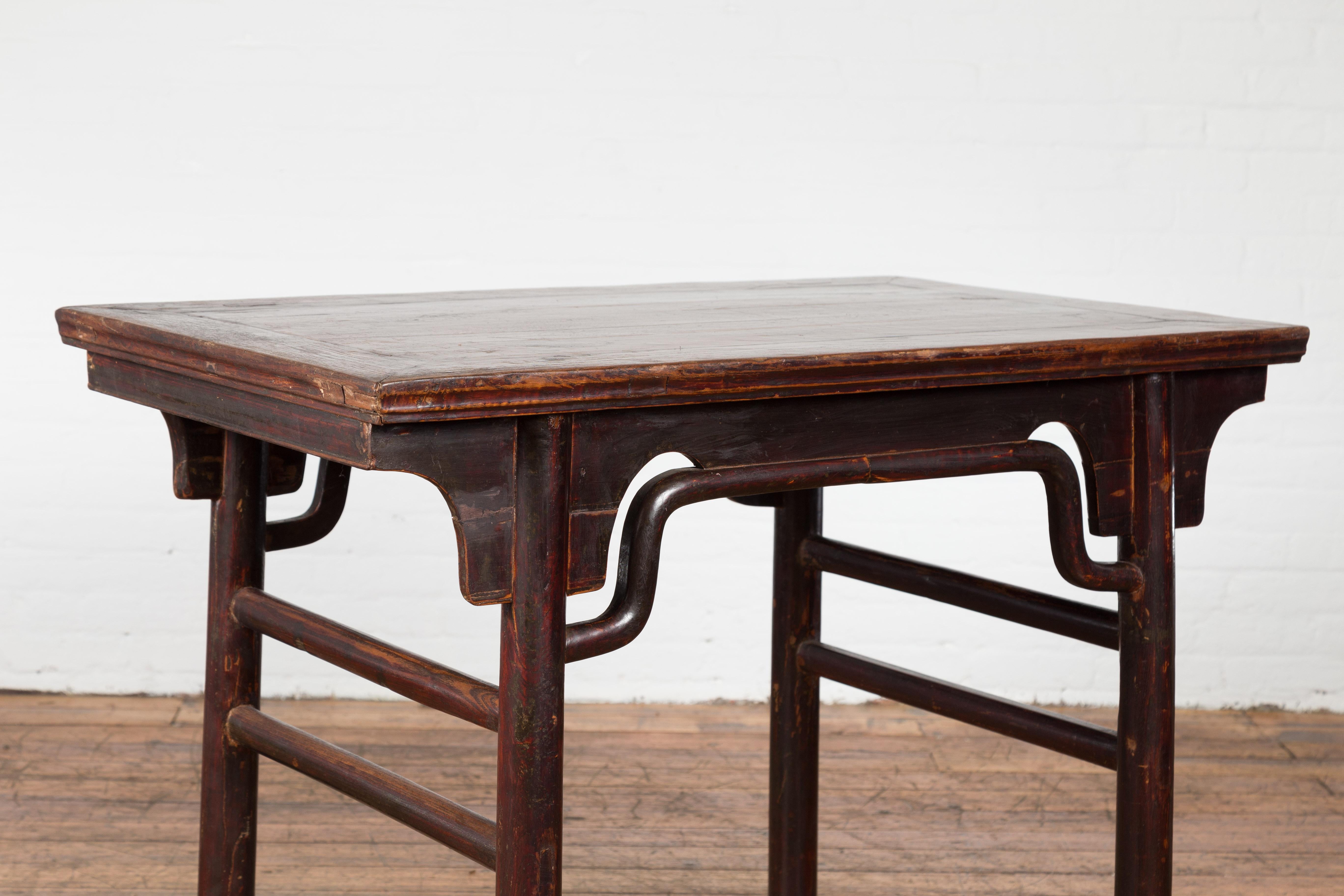 Chinese 19th Century Qing Dynasty Altar Console Table with Distressed Lacquer For Sale 7