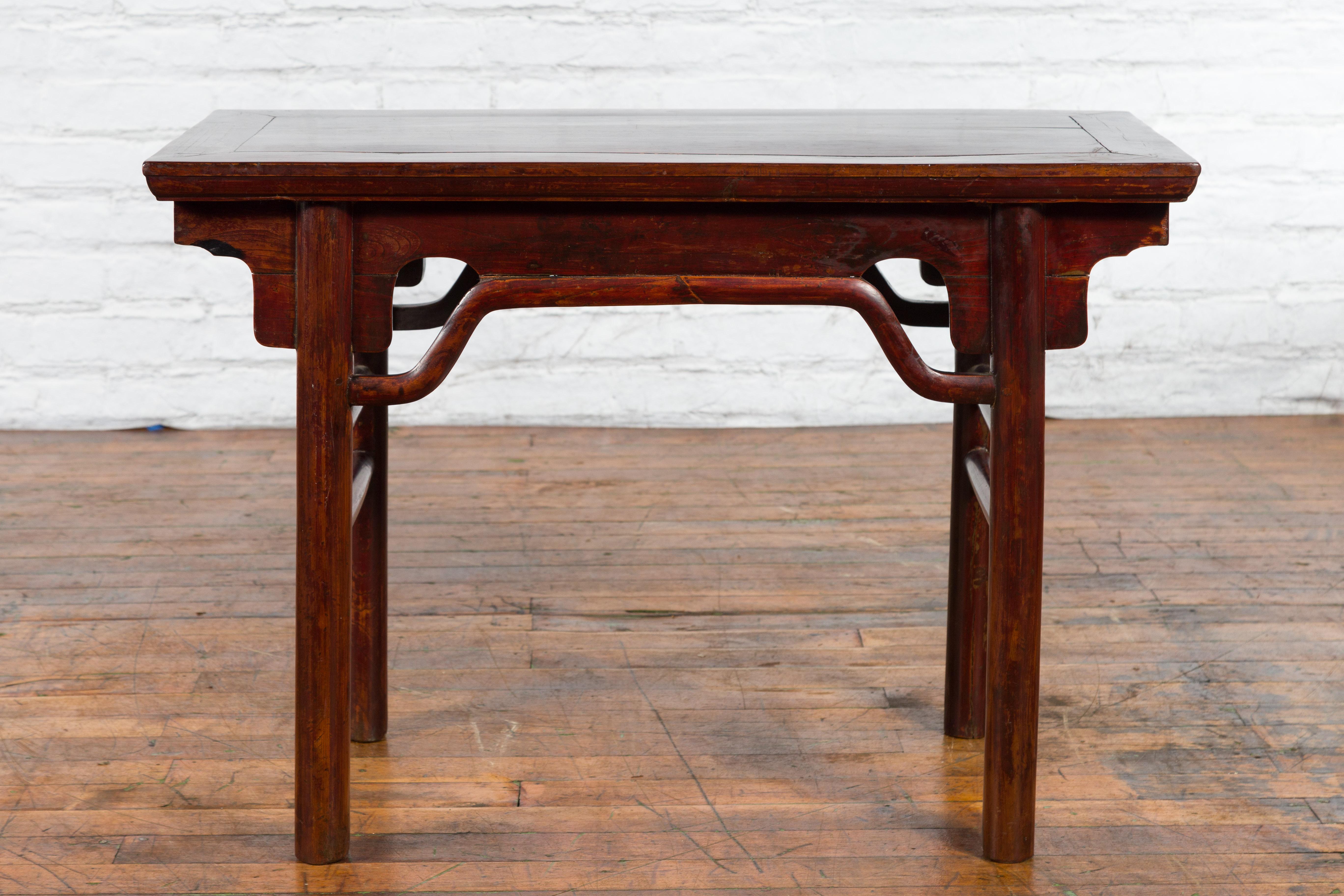 Chinese 19th Century Qing Dynasty Altar Console Table with Humpback Stretchers For Sale 7