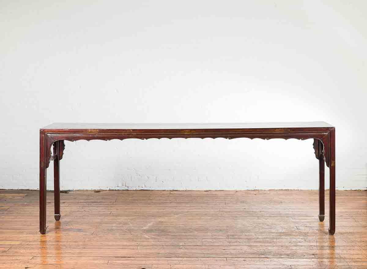 Chinese 19th Century Qing Dynasty Altar Console Table with Reddish Brown Patina For Sale 3
