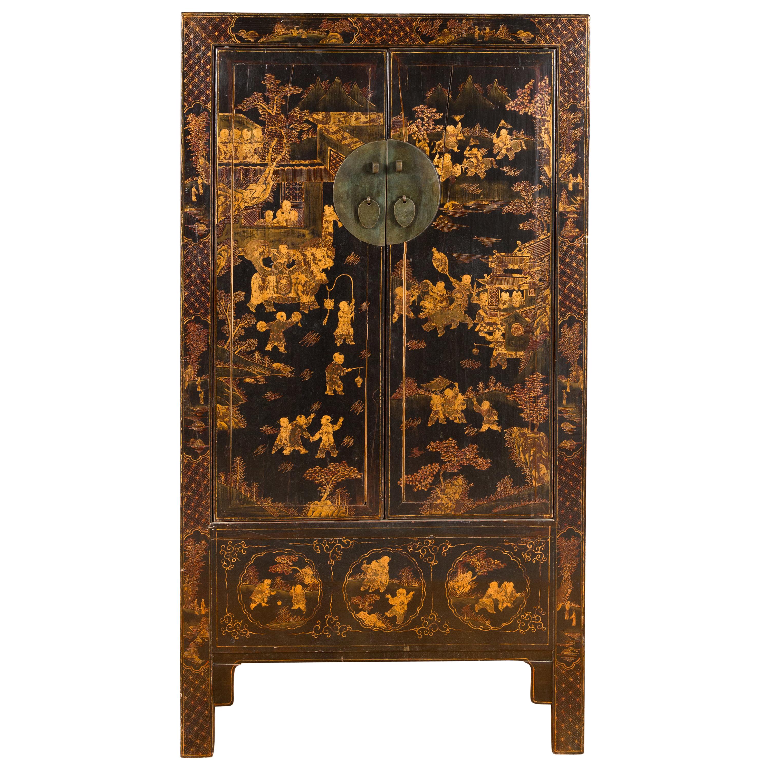 Chinese 19th Century Qing Dynasty Black and Gold Cabinet with Chinoiserie Decor