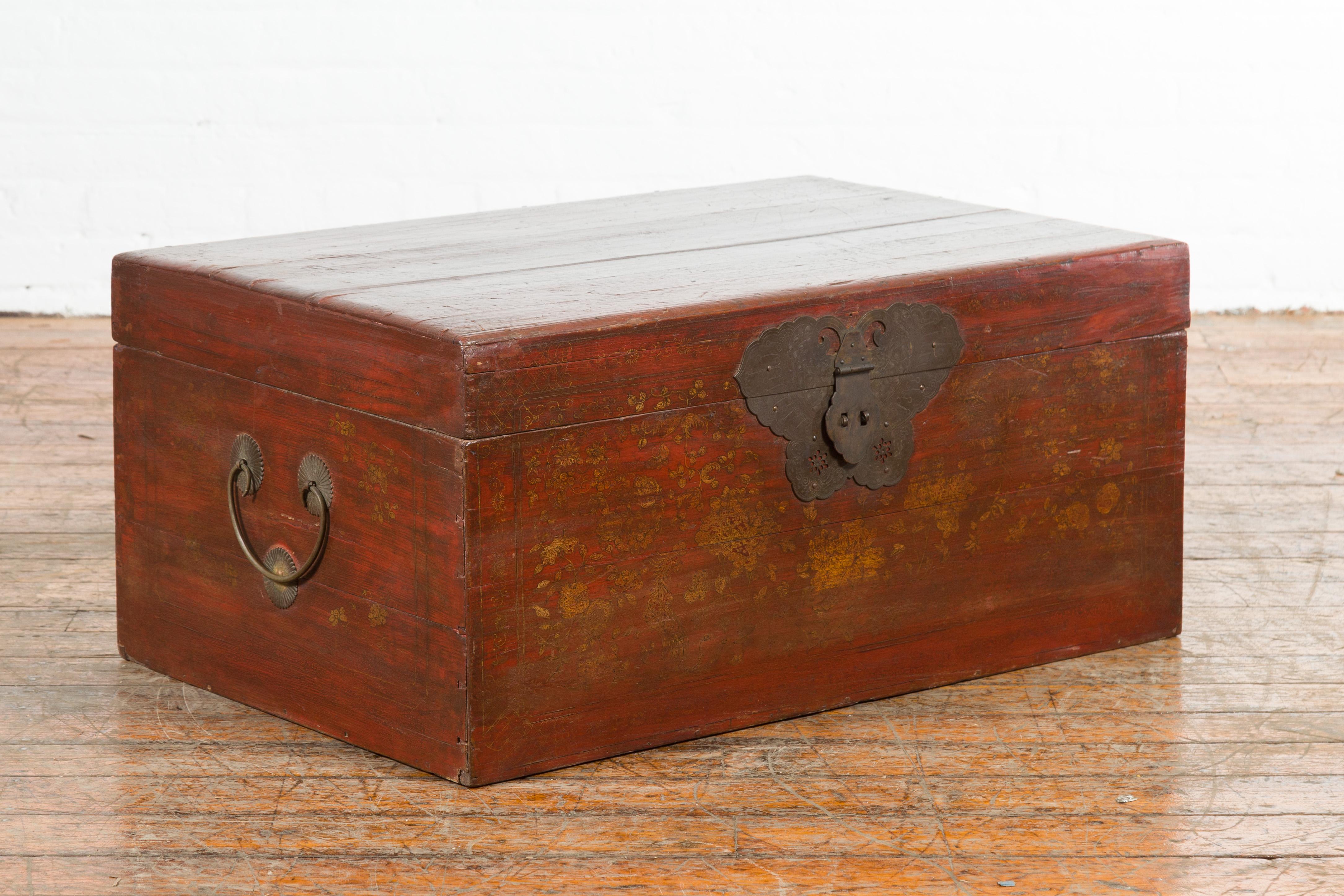 Lacquered Chinese 19th Century Qing Dynasty Blanket Chest with Cinnabar Patina For Sale