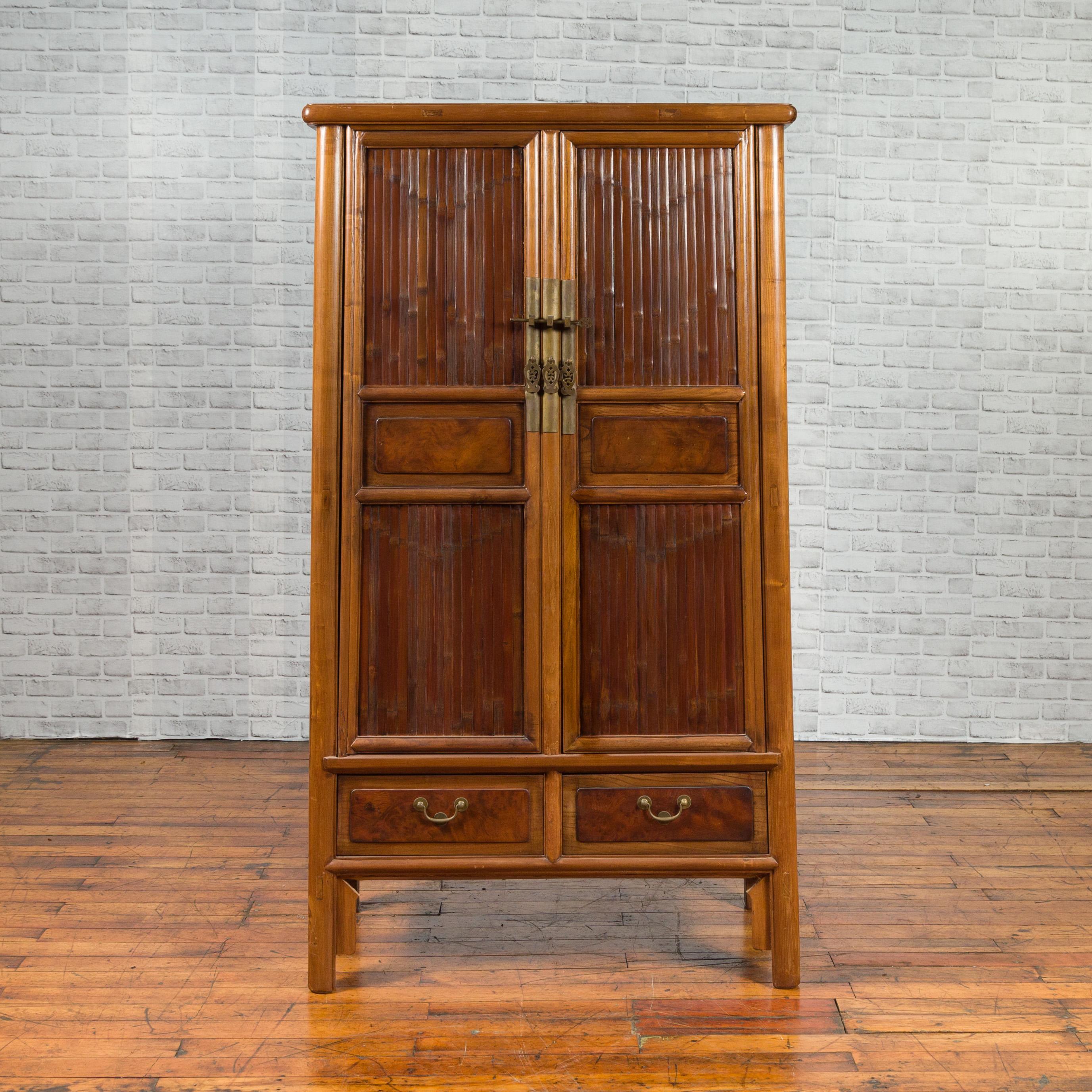 Chinese 19th Century Qing Dynasty Elm and Bamboo Noodle Cabinet with Drawers In Good Condition For Sale In Yonkers, NY