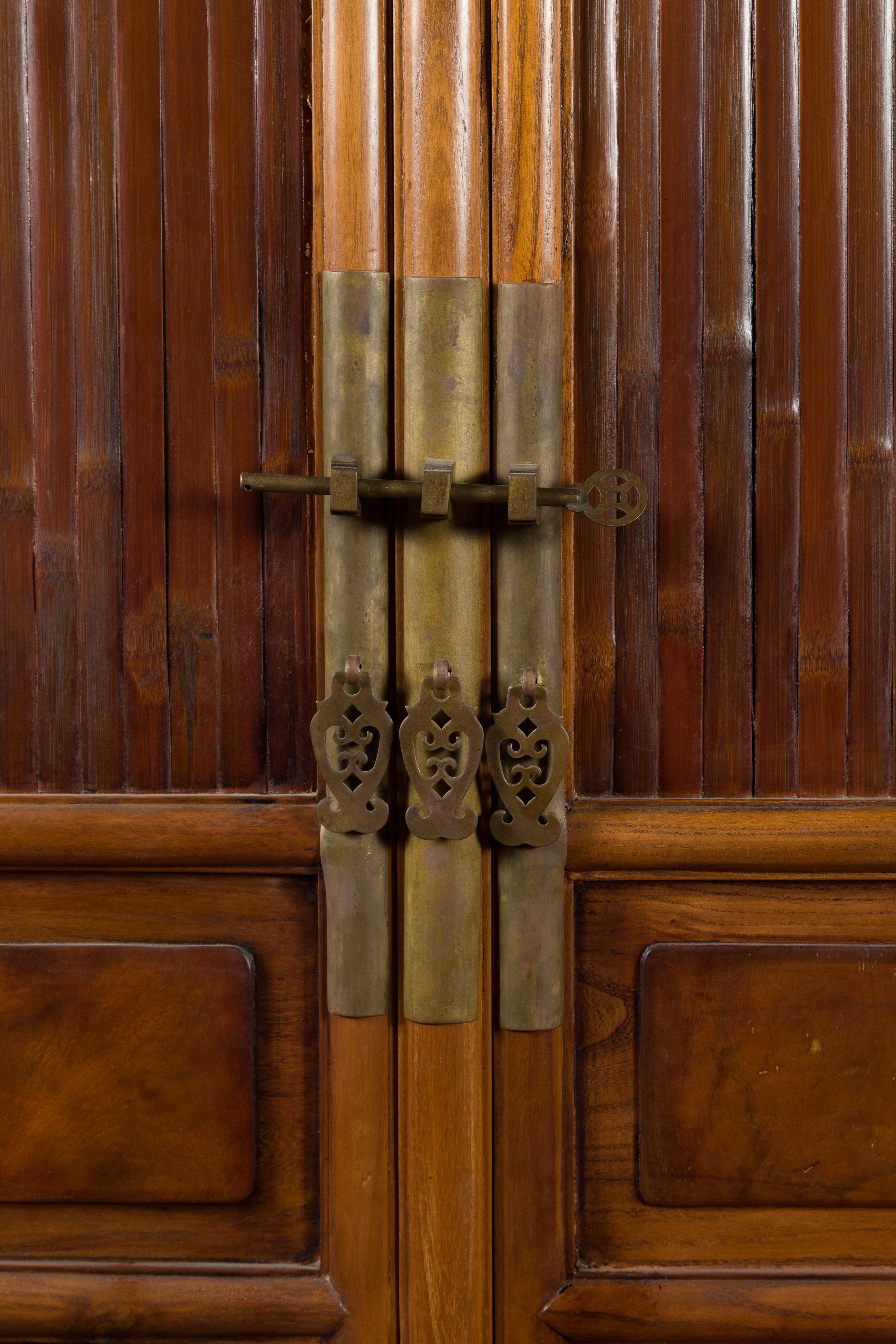 Cabinet à nouilles en orme et bambou avec tiroirs, dynastie Qing, Chine, 19e siècle en vente 2