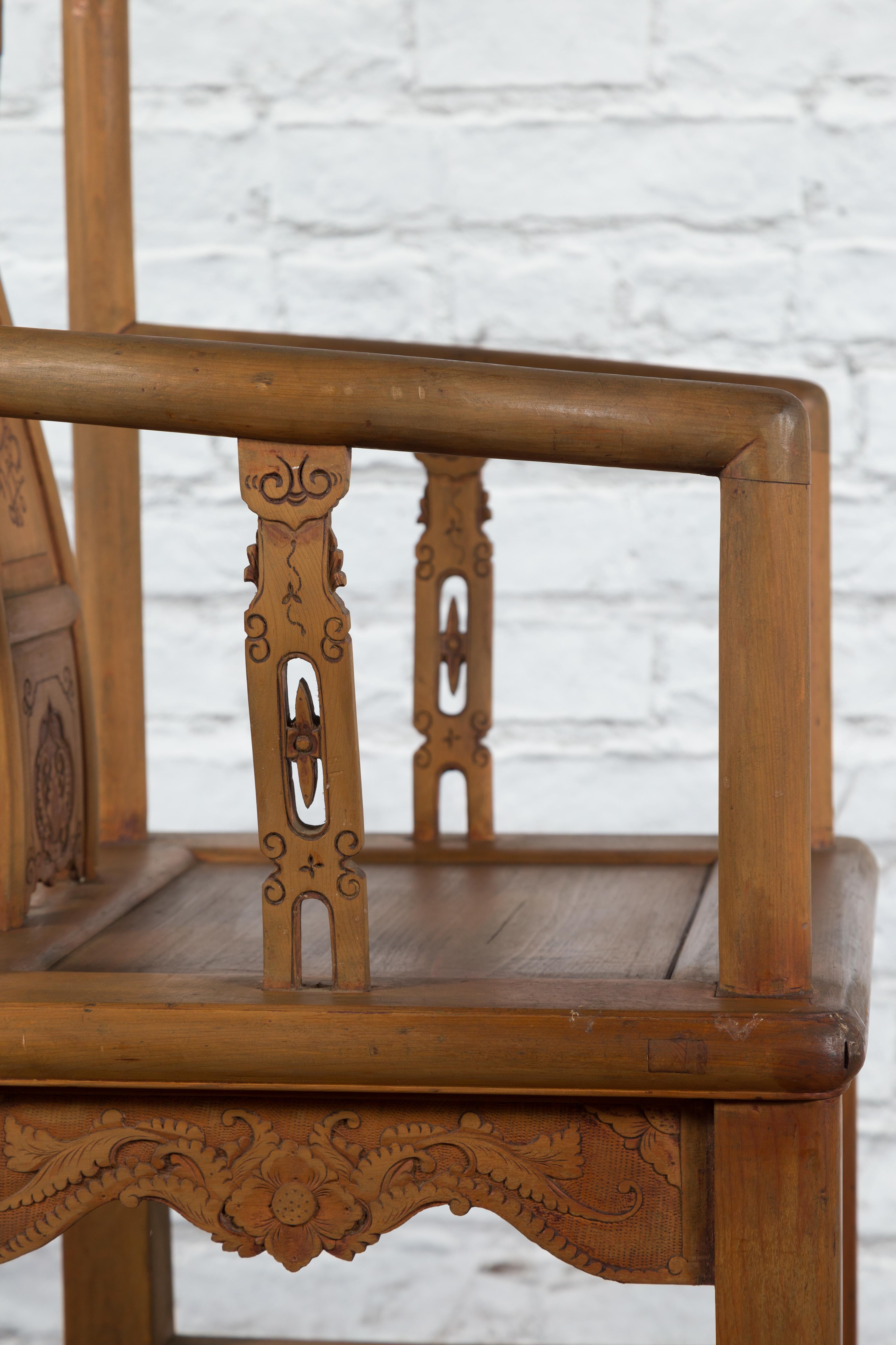 Chinese 19th Century Qing Dynasty Elm Armchair with Carved Traditional Motifs For Sale 15