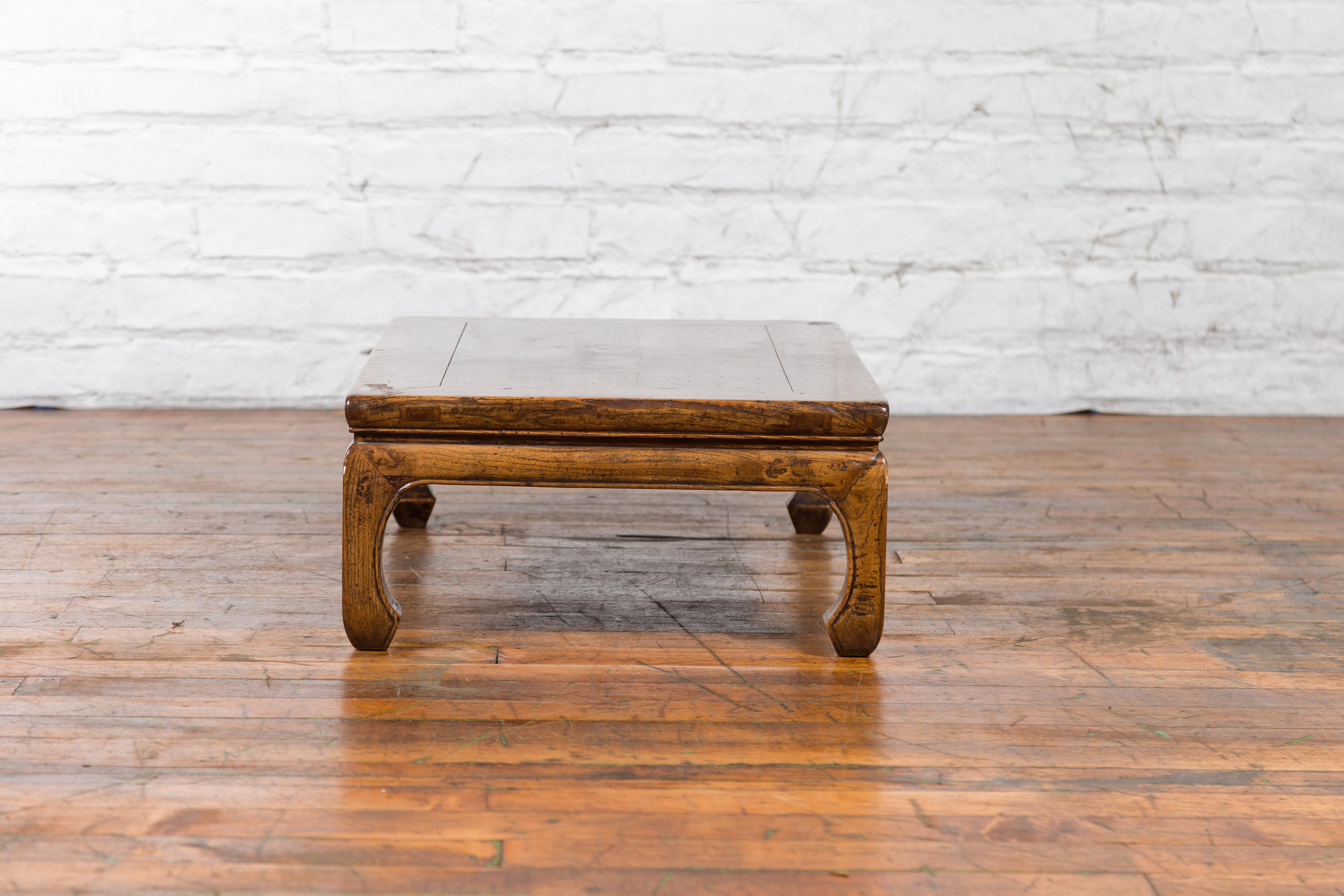 Chinese 19th Century Qing Dynasty Elm Kang Coffee Table with Horse Hoof Legs 3