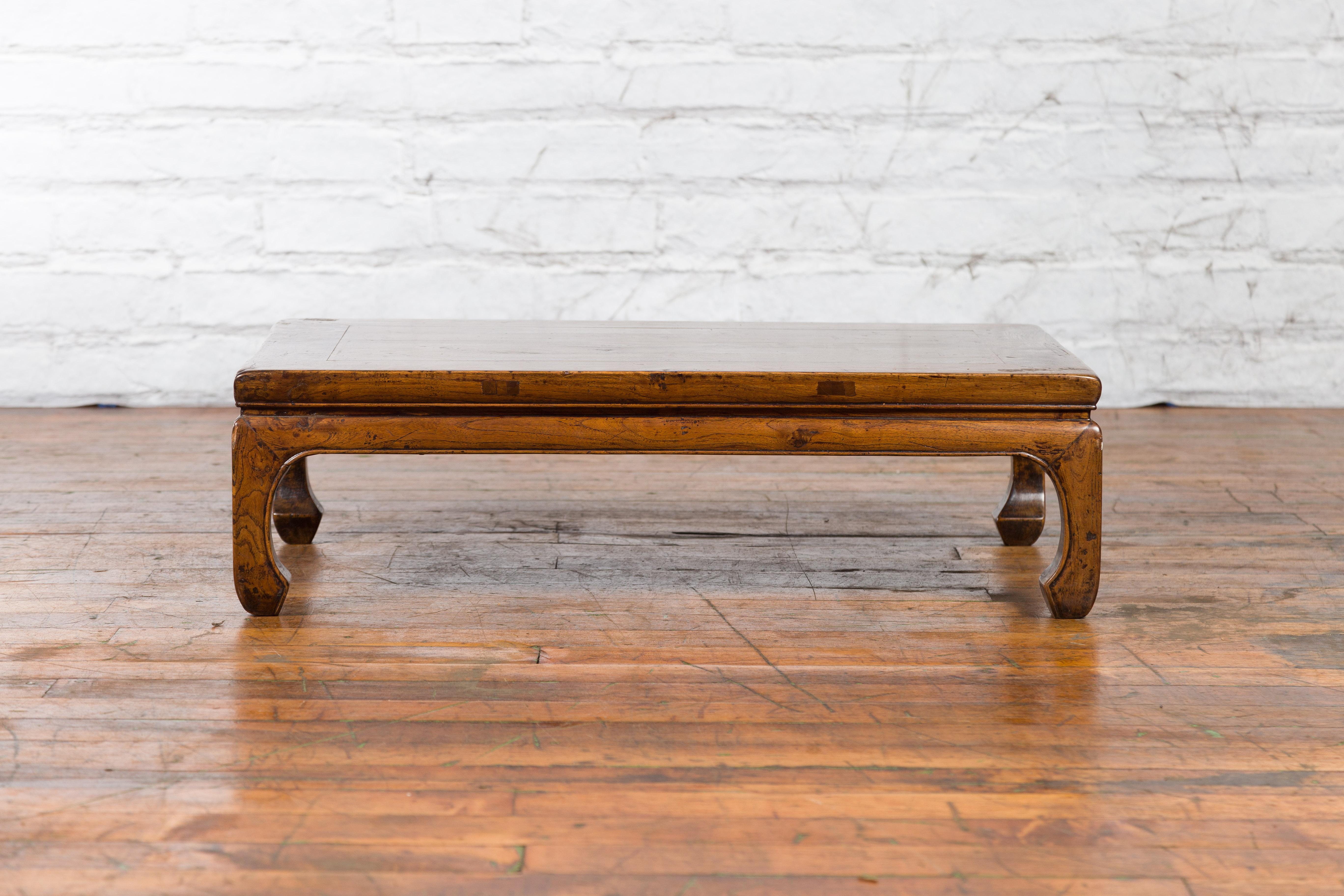 Chinese 19th Century Qing Dynasty Elm Kang Coffee Table with Horse Hoof Legs 4