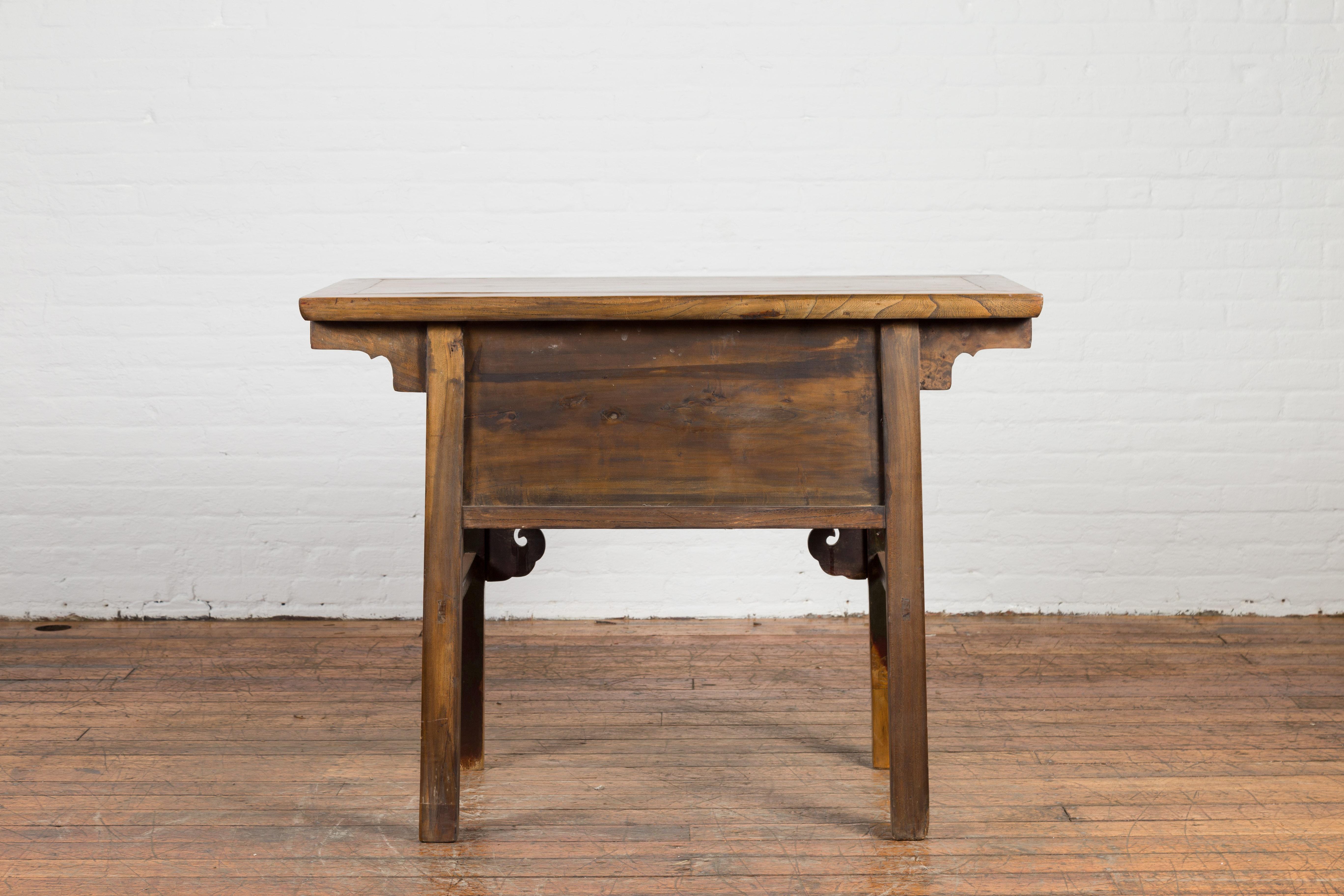 Chinese 19th Century Qing Dynasty Elm Table with Carved Spandrels and Drawers For Sale 7