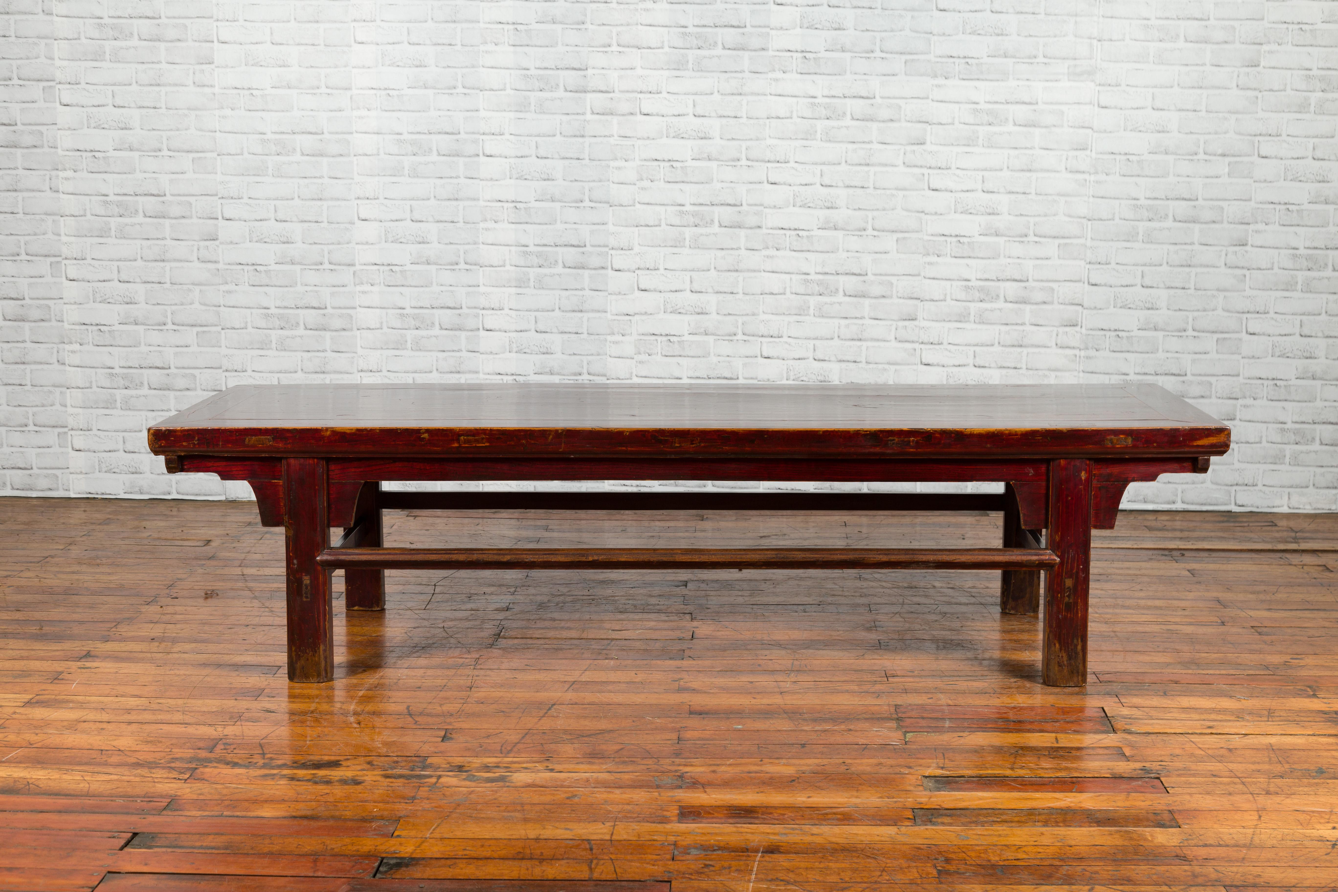 Chinese 19th Century Qing Dynasty Period Coffee Table with Distressed Patina In Good Condition For Sale In Yonkers, NY