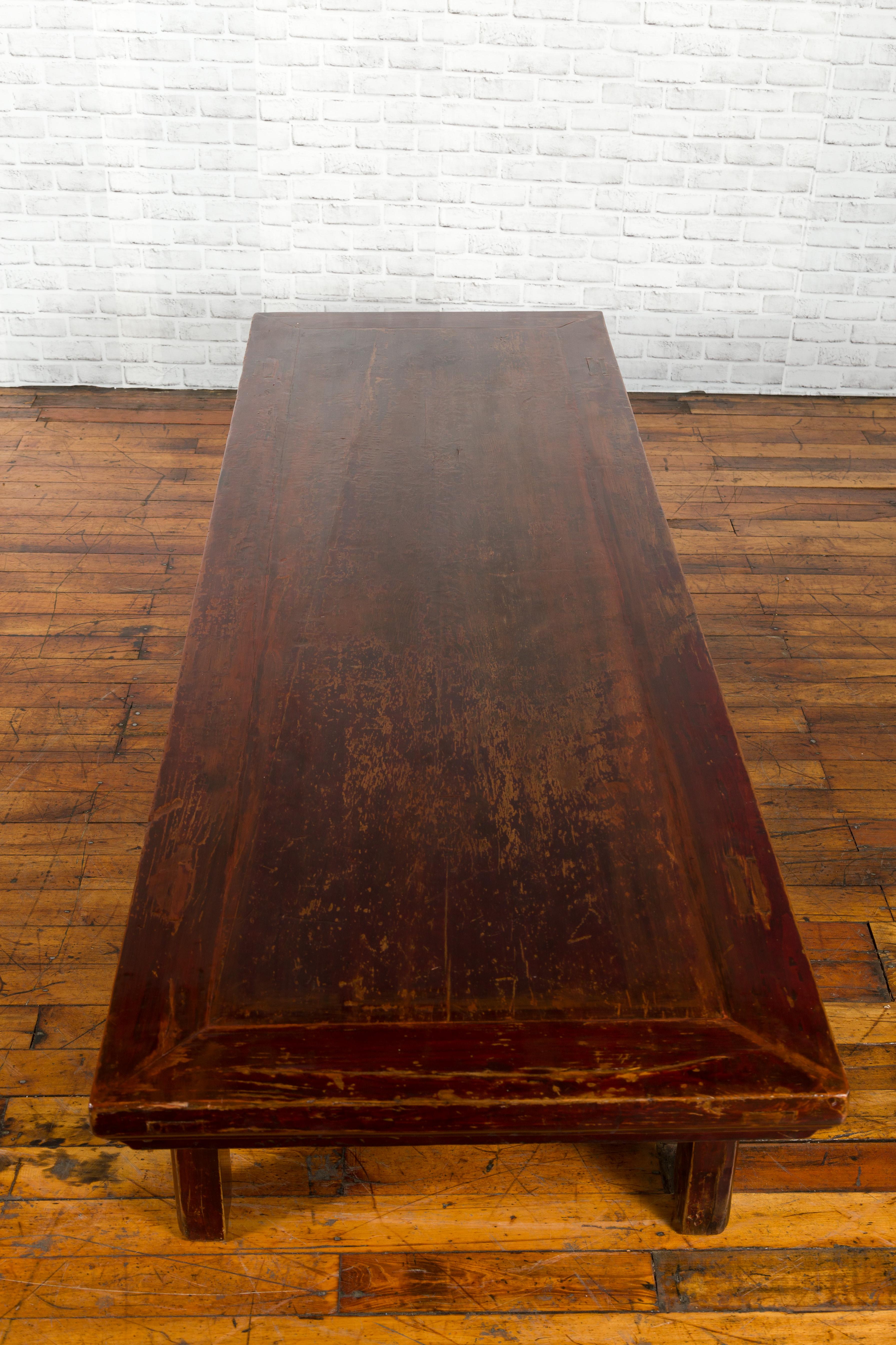 Chinese 19th Century Qing Dynasty Period Coffee Table with Distressed Patina For Sale 4