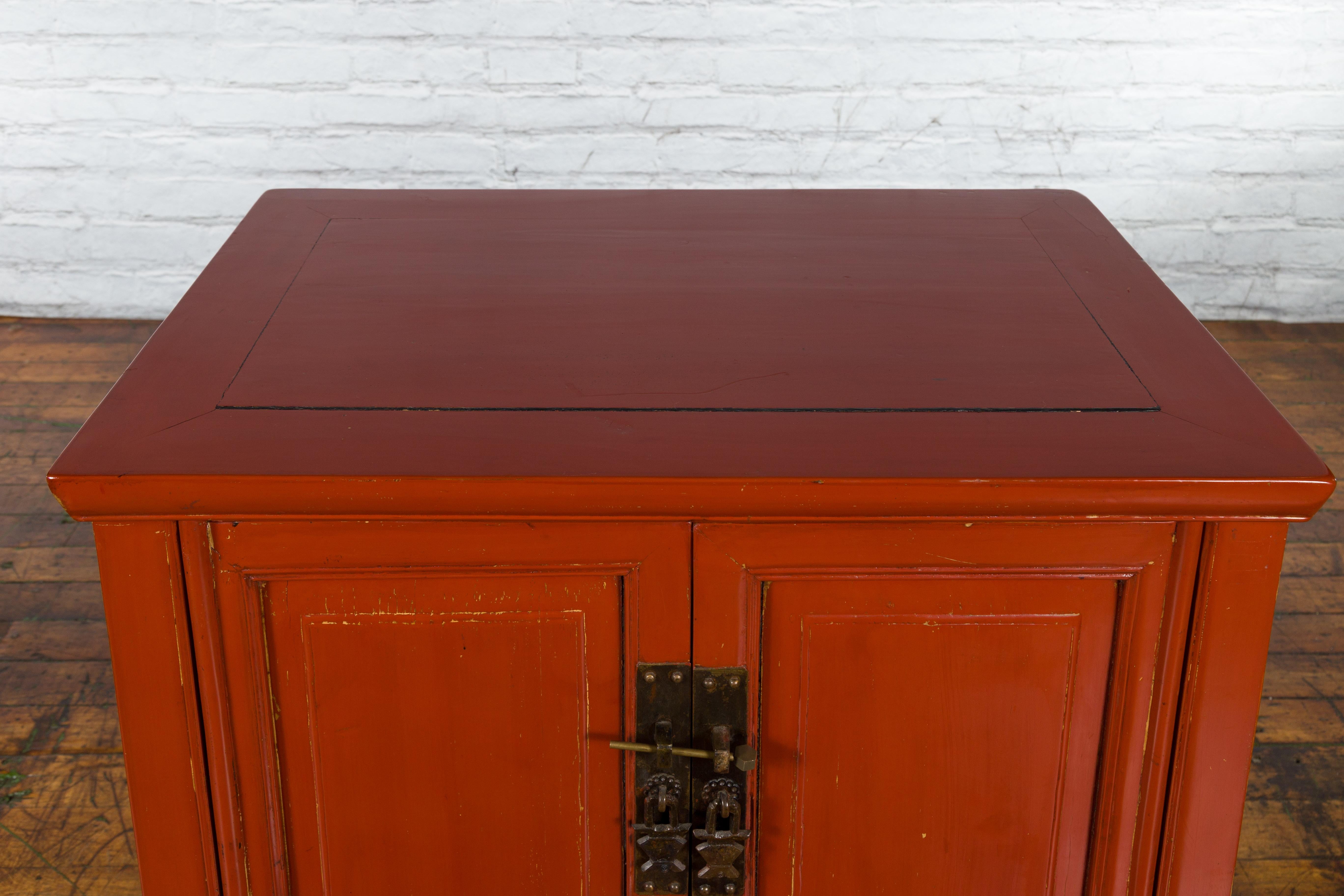 Chinese 19th Century Qing Dynasty Period Red Lacquered Side Cabinet For Sale 8
