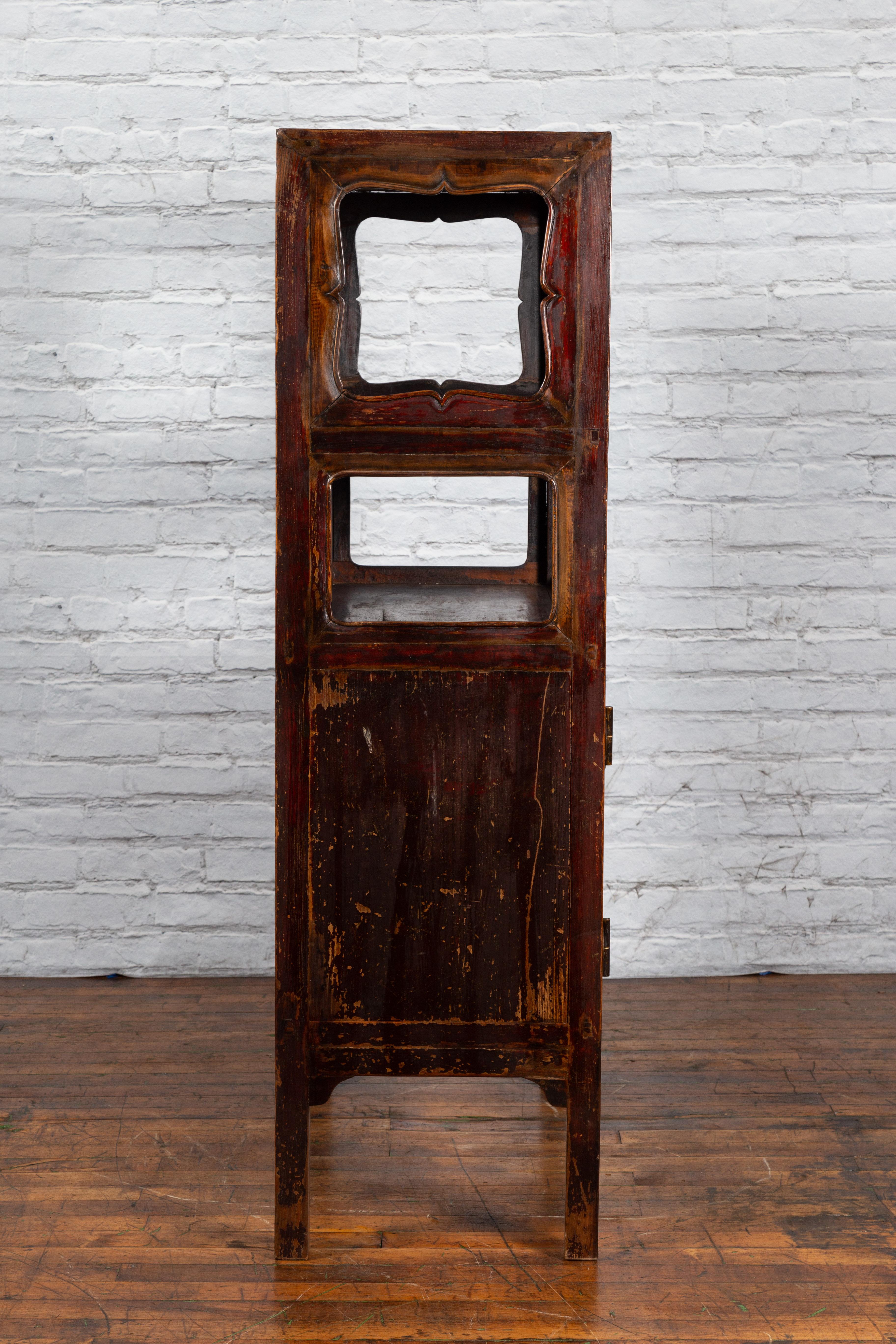 Chinese 19th Century Qing Dynasty Reddish Brown Lacquer Display Cabinet 4