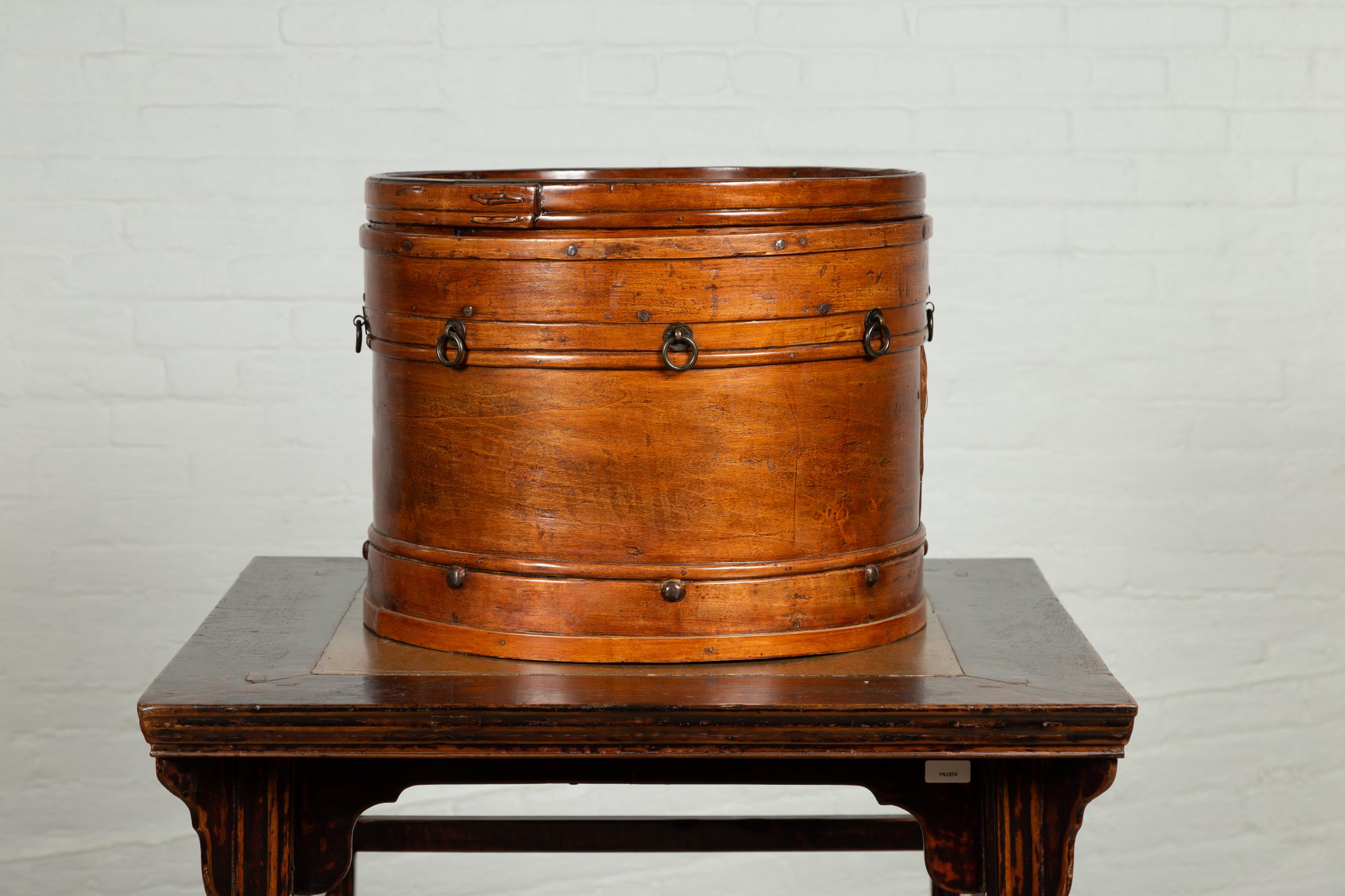 Qing Dynasty 19th Century Round Lidded Wooden Box with Rattan Top For Sale 6