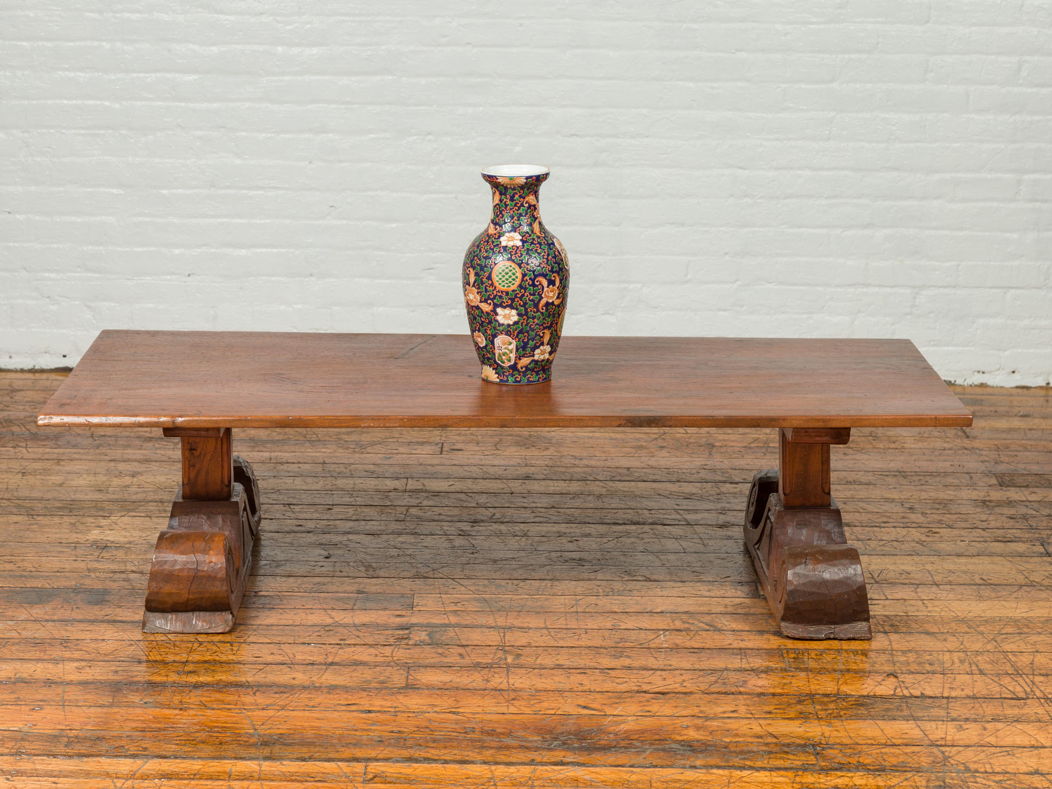 Chinese 19th Century Rustic Elmwood Coffee Table with Large Scrolling Feet In Good Condition In Yonkers, NY