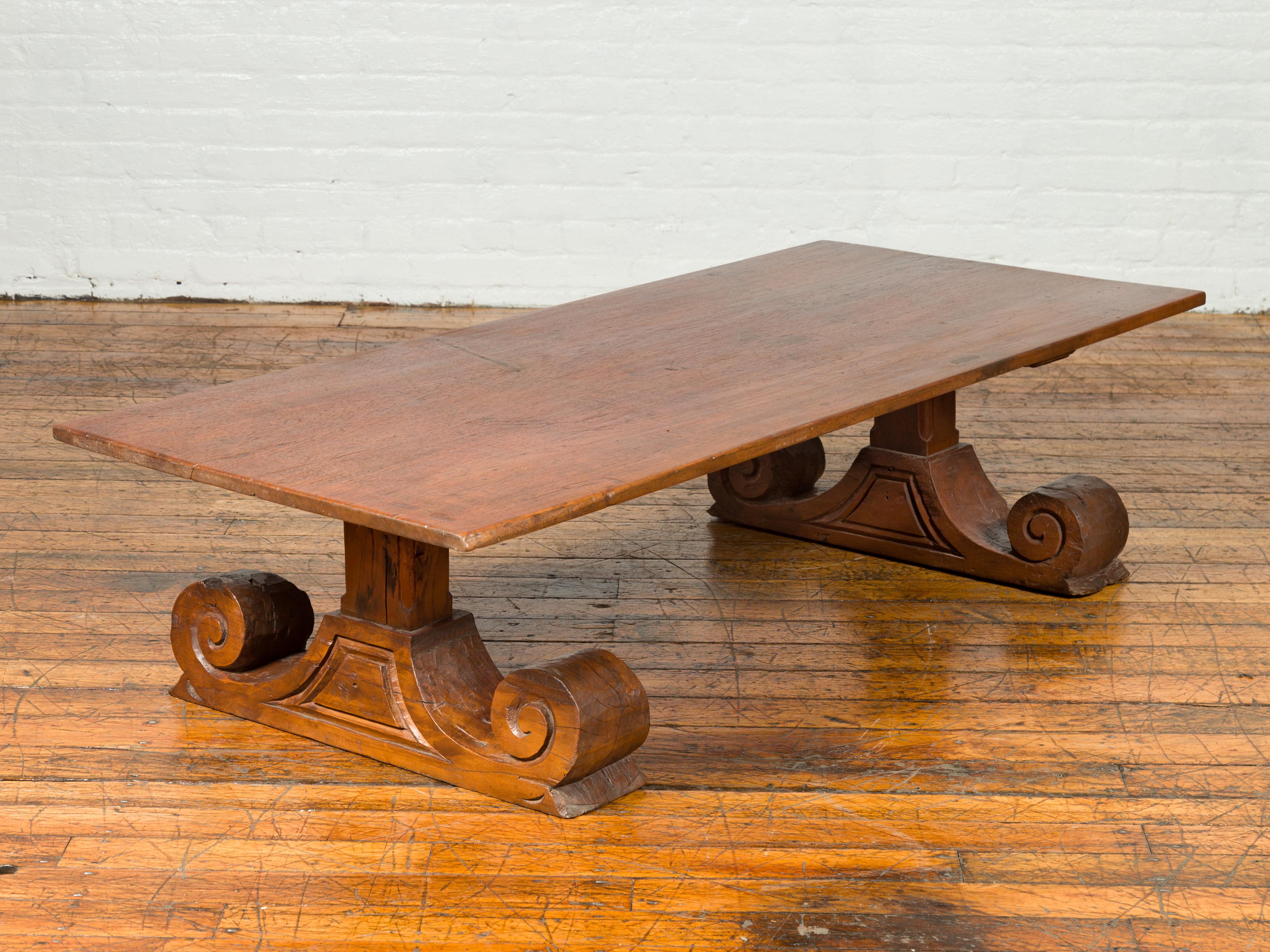 Chinese 19th Century Rustic Elmwood Coffee Table with Large Scrolling Feet 4