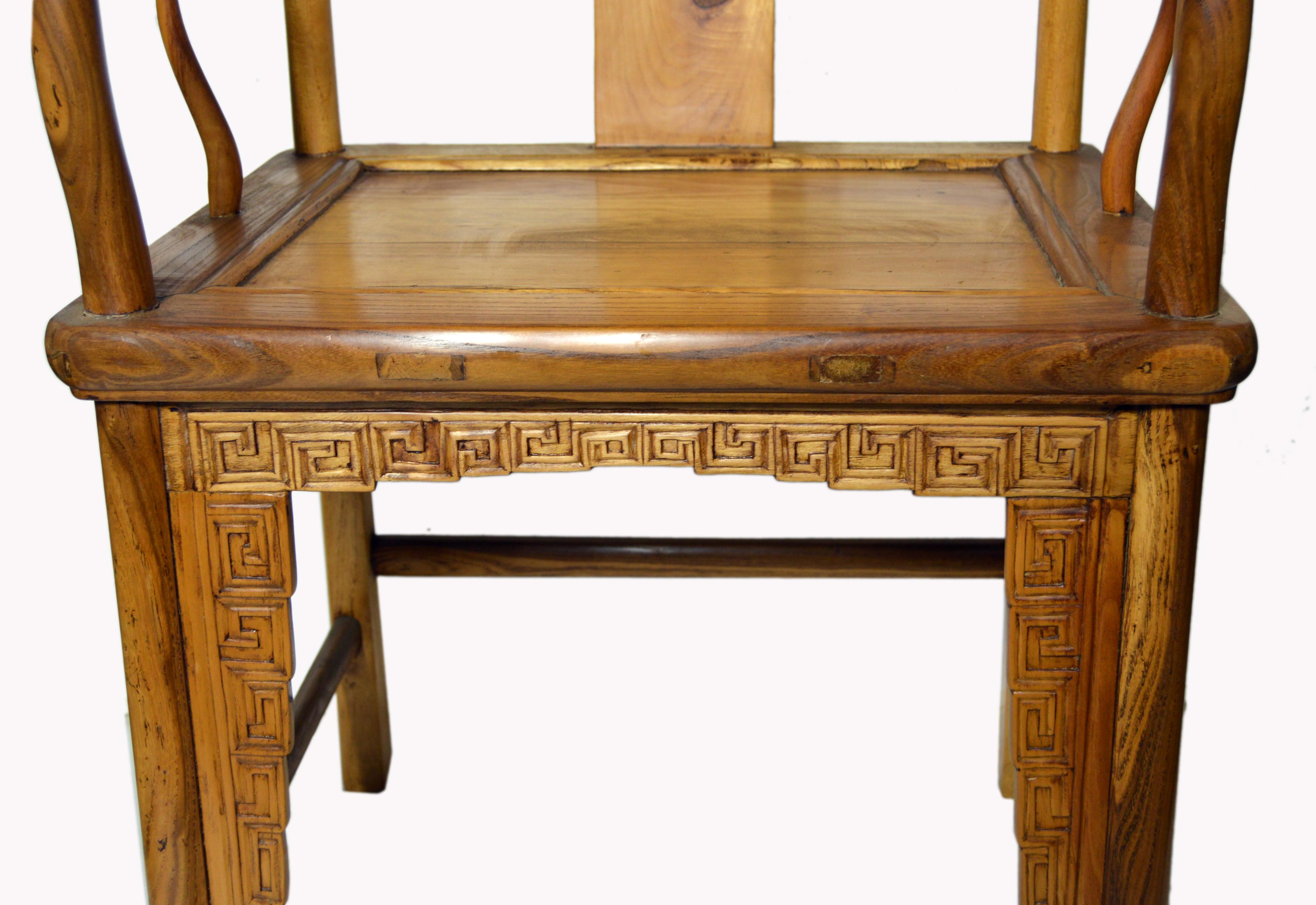 Chinese 19th Century Yumu Wood Chair with Hand-Carved Medallion and Greek Key In Good Condition For Sale In Yonkers, NY