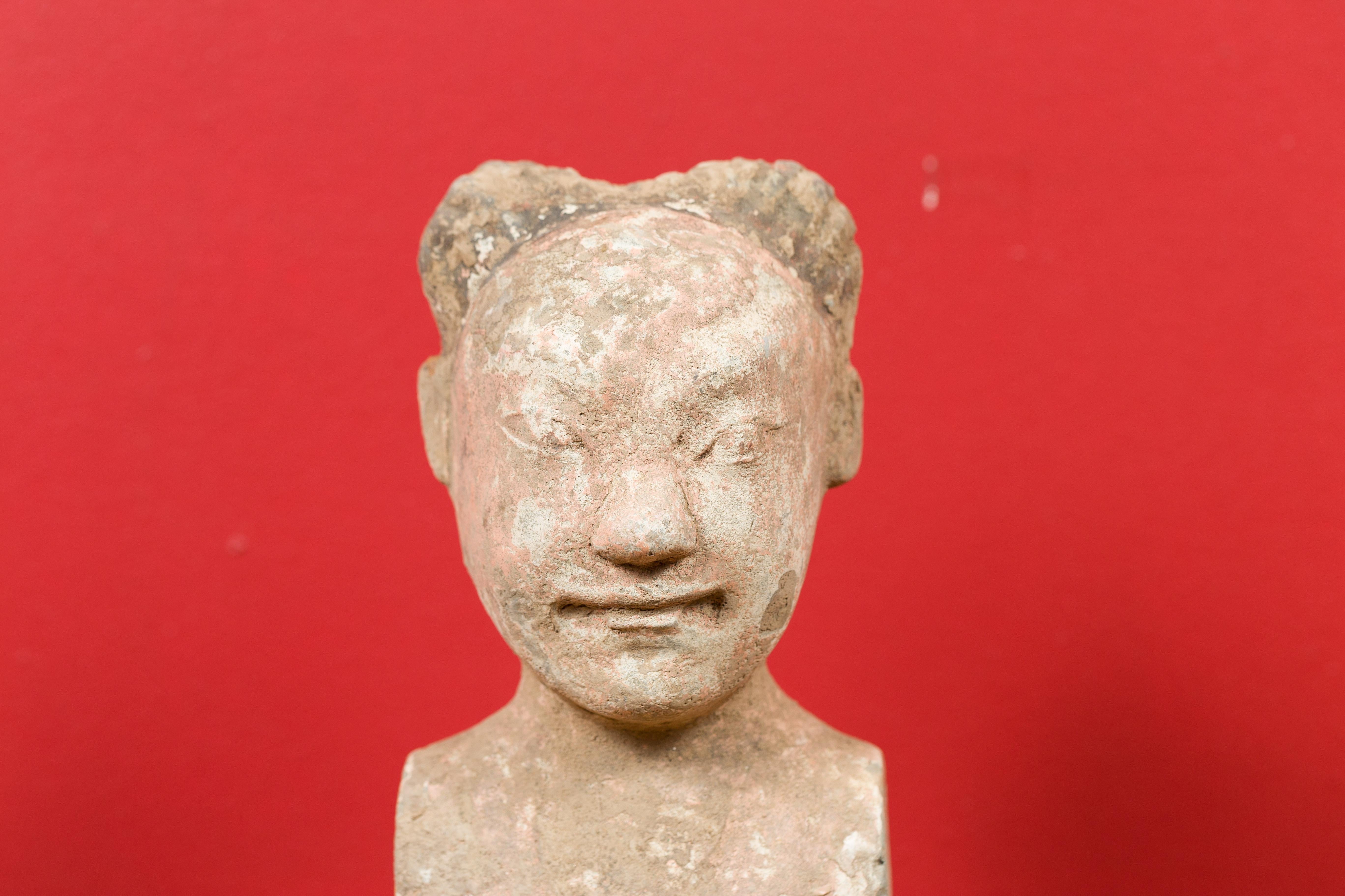 Chinese 206 BC-24 AD Western Han Dynasty Figurine with Original Polychromy In Good Condition In Yonkers, NY