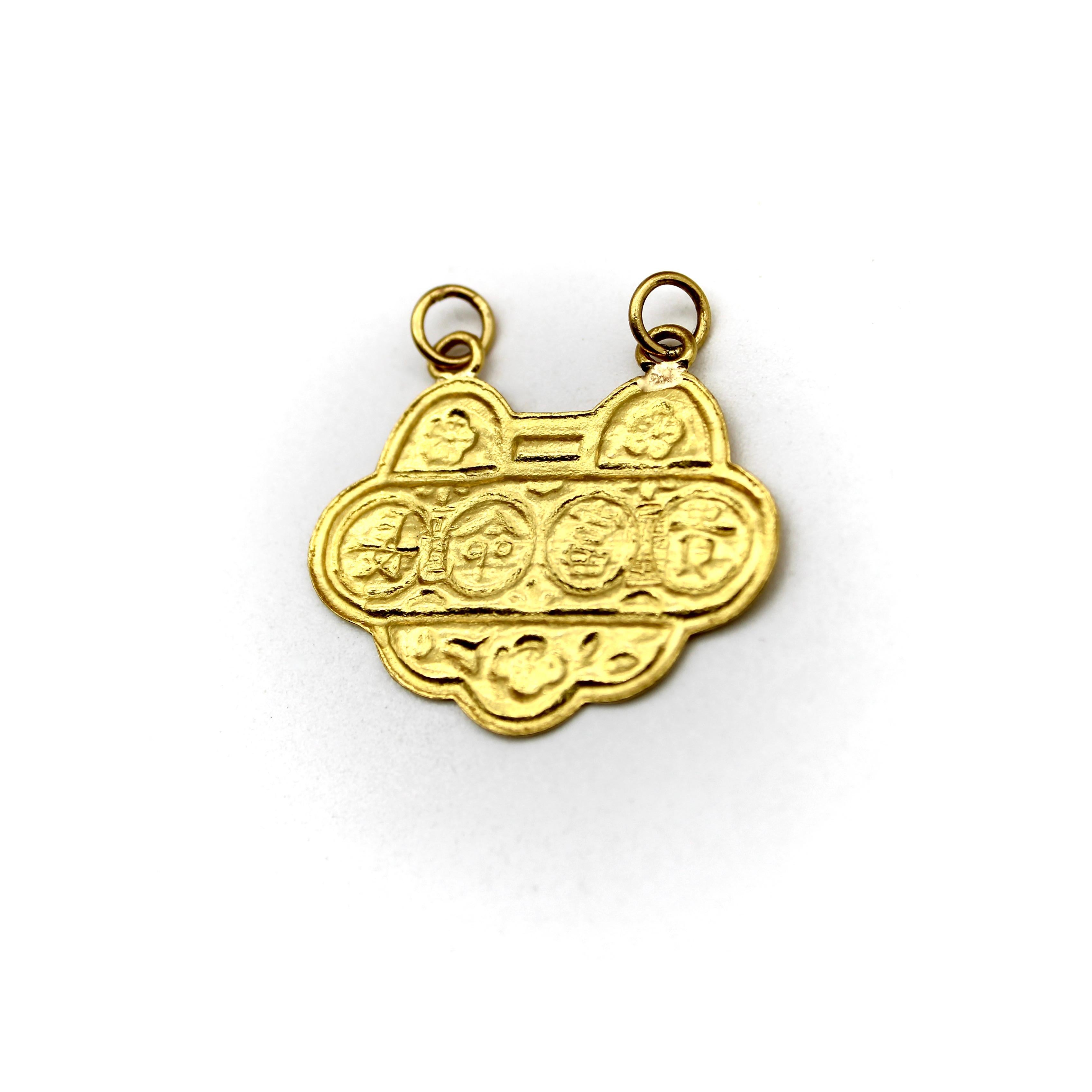 Traditionally given to newborn babies, “Blessing Locks” are gold pendants believed to bring luck, love, and success to the child’s future. They contain Chinese symbols for good fortune and protection, and are typically shaped in a form reminiscent